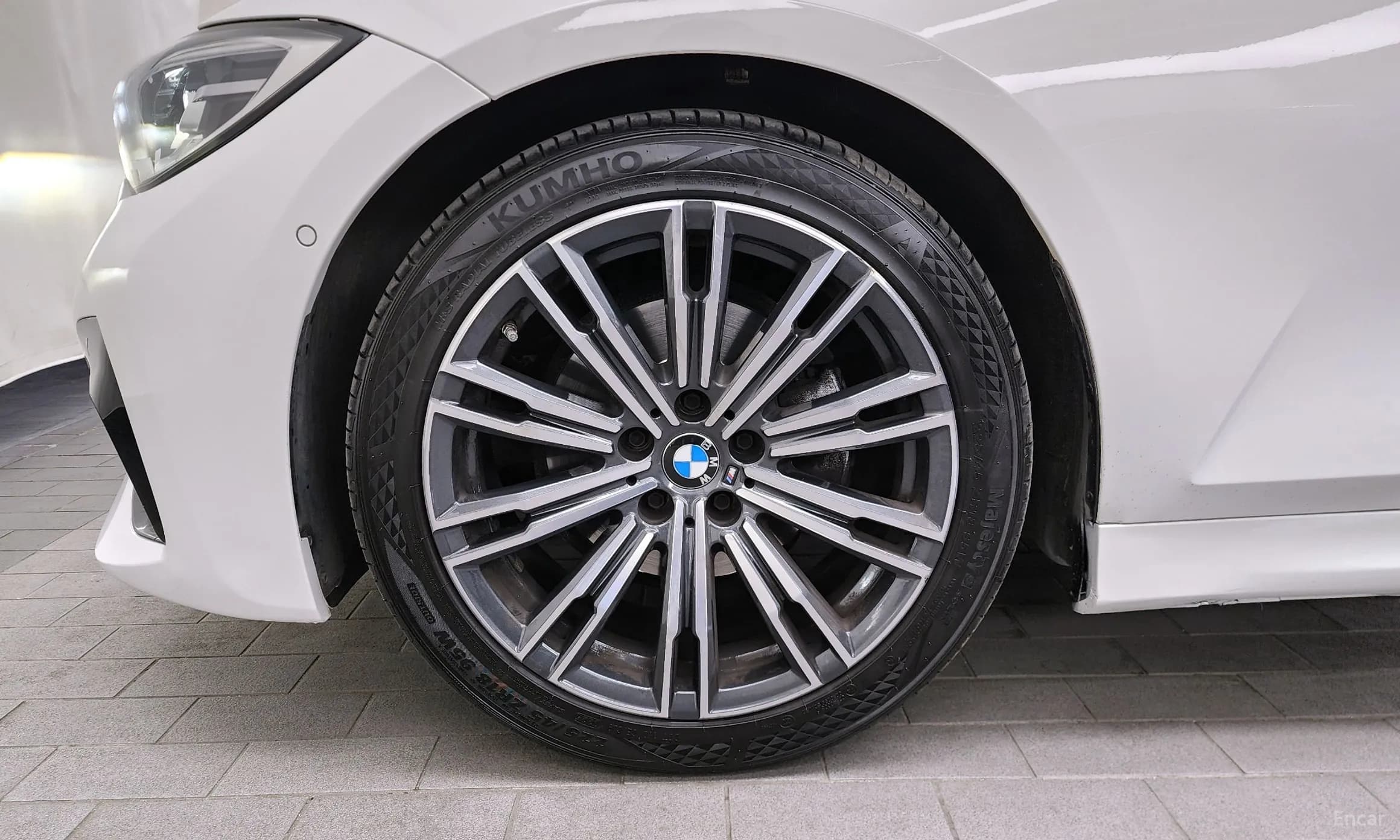 3 Series (G20)