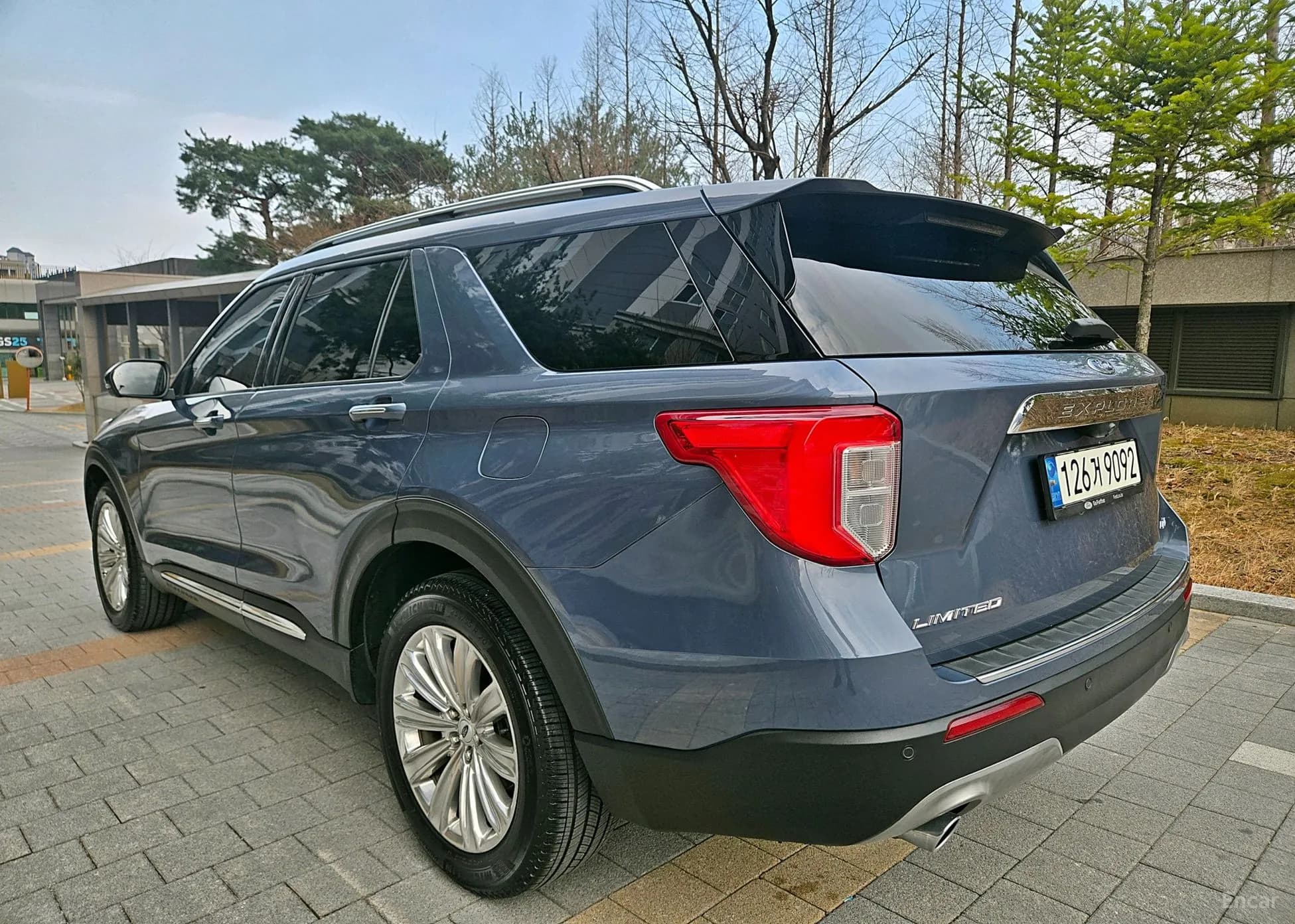 Explorer 6th Generation