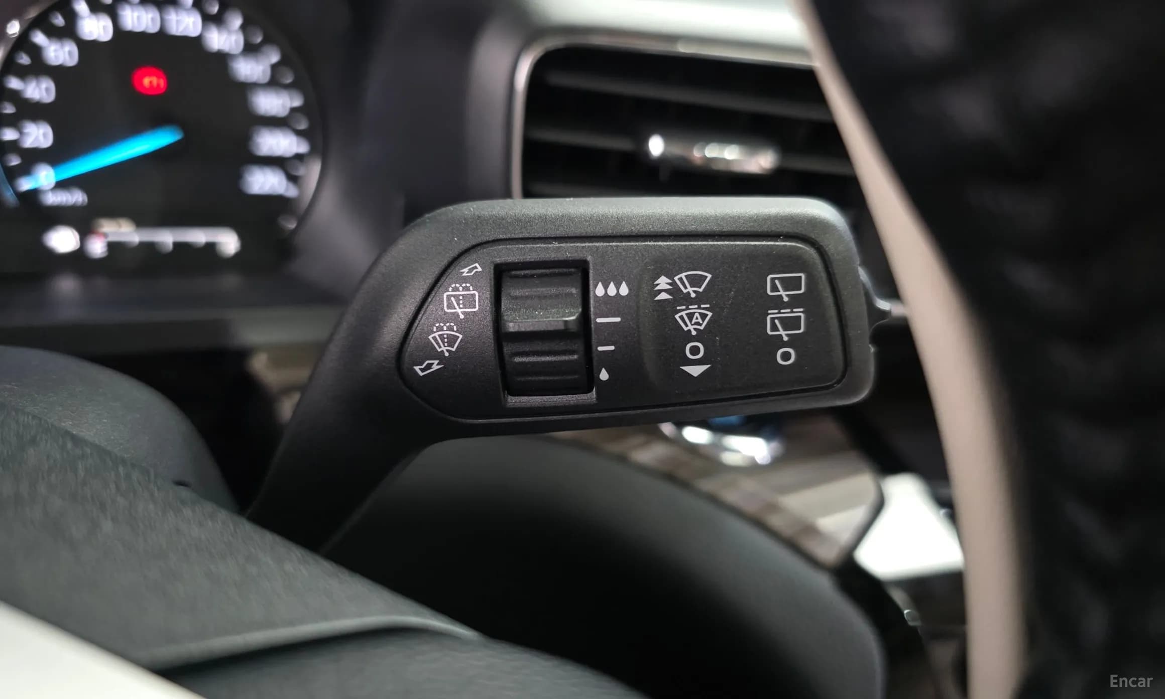 Explorer 6th Generation