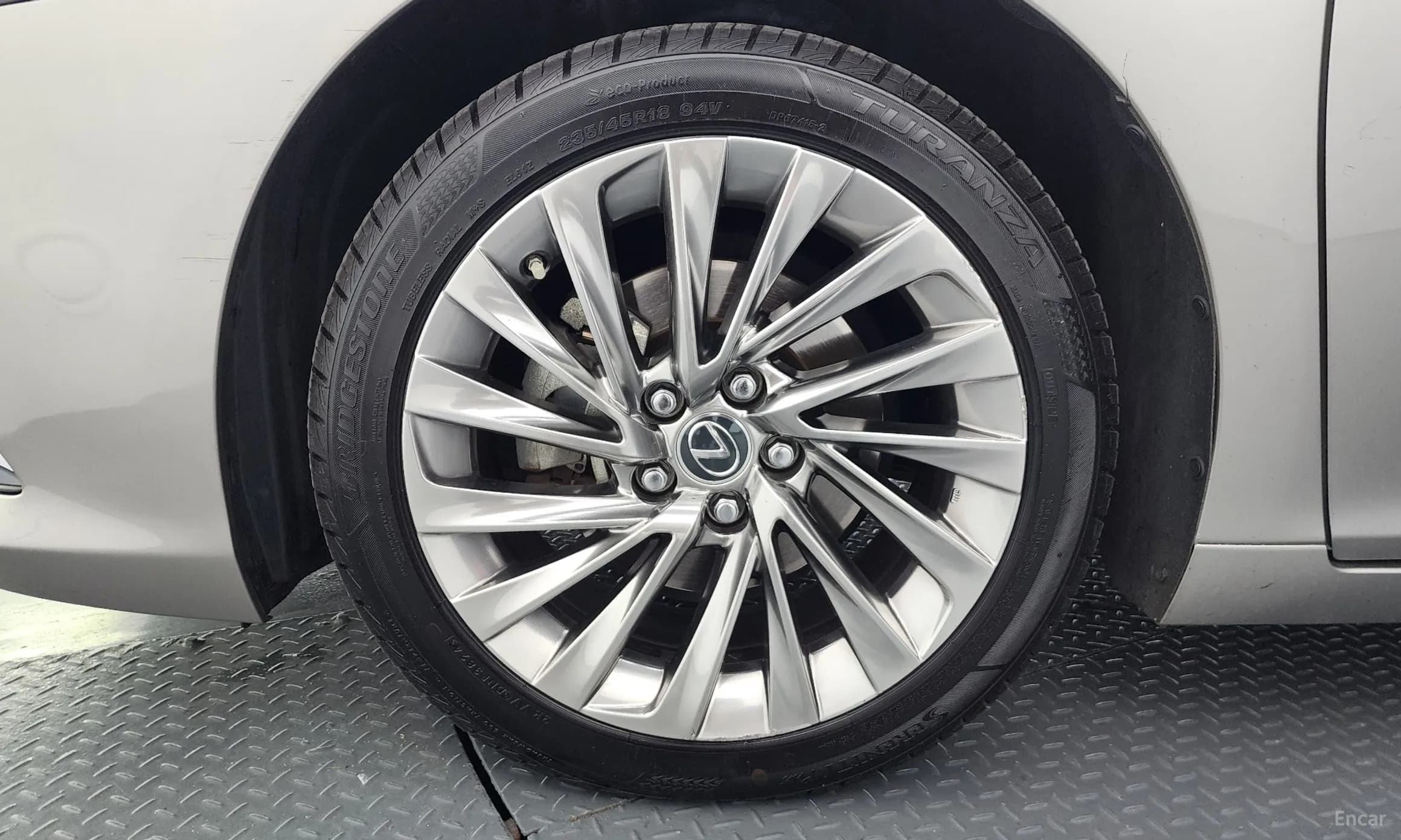 ES300h 7th Generation