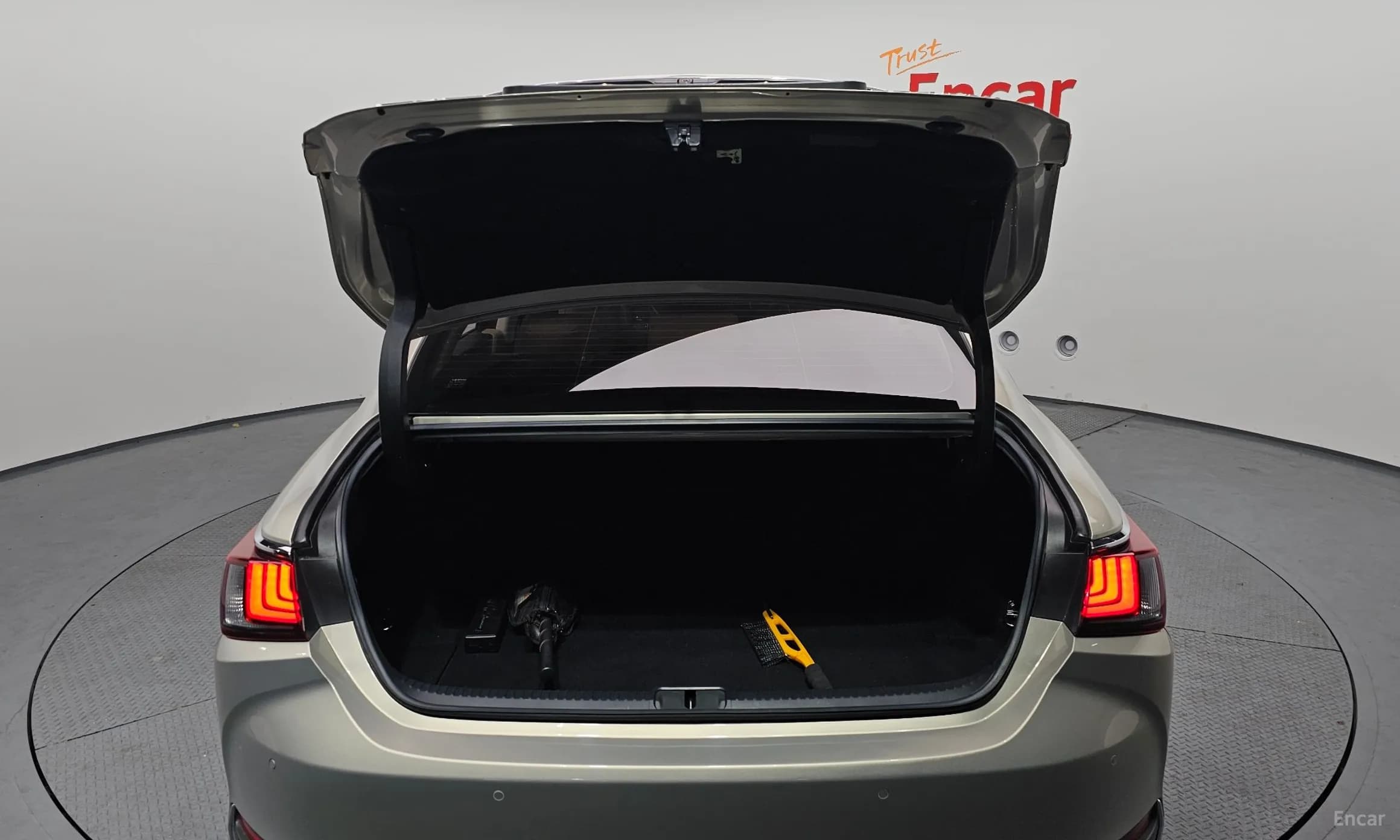 ES300h 7th Generation