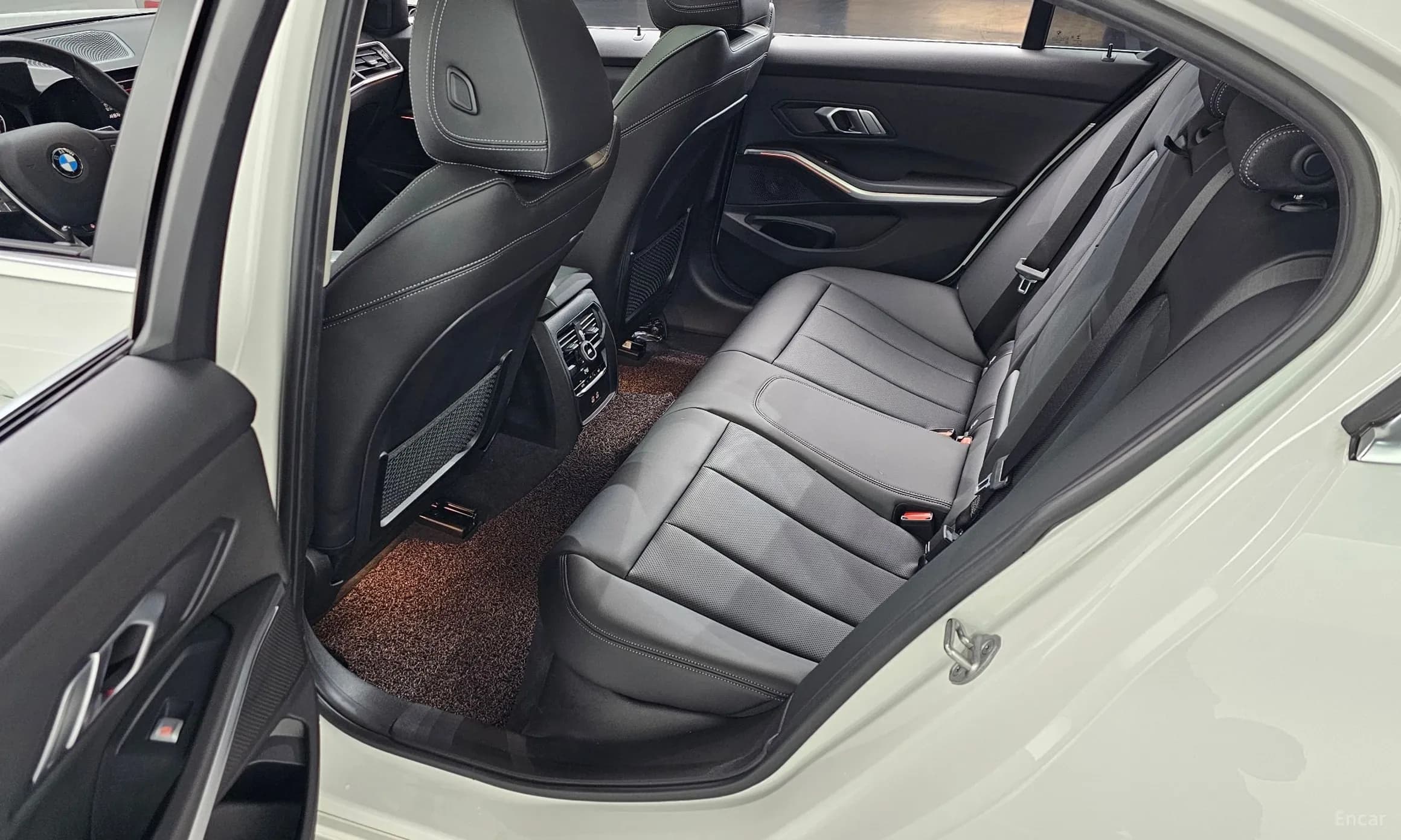 3 Series (G20)
