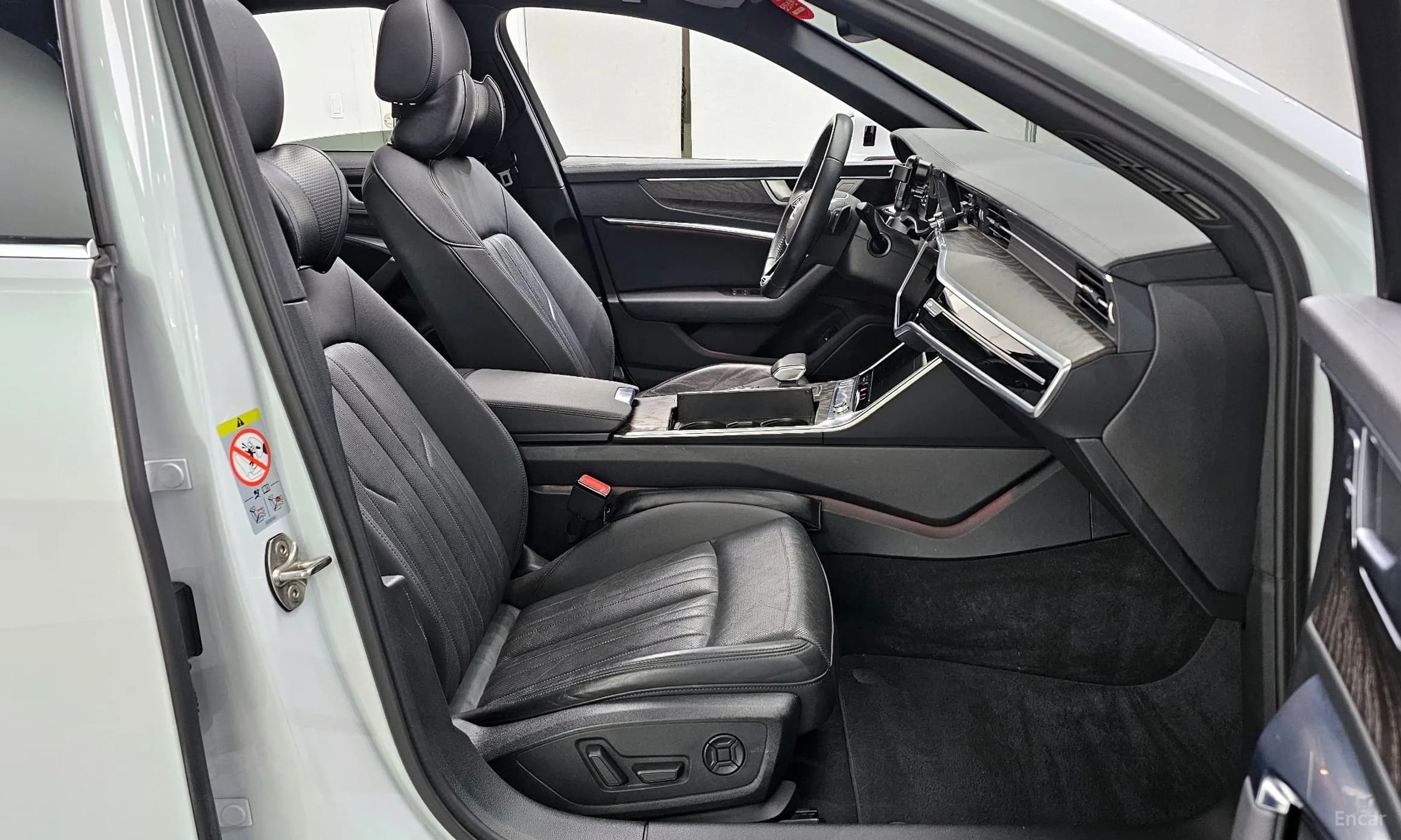 A6 (C8)