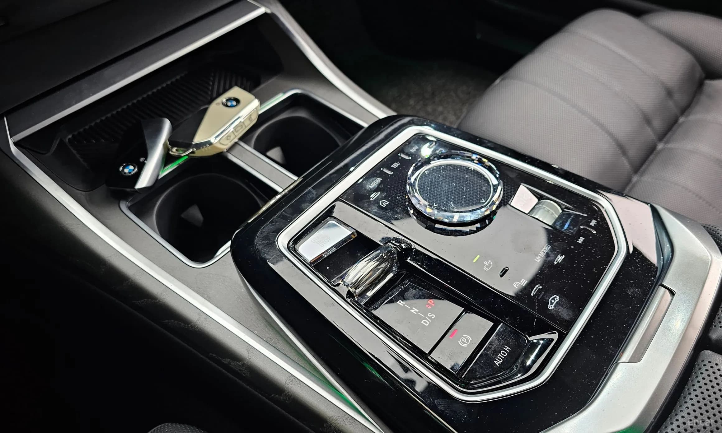 7 Series (G70)