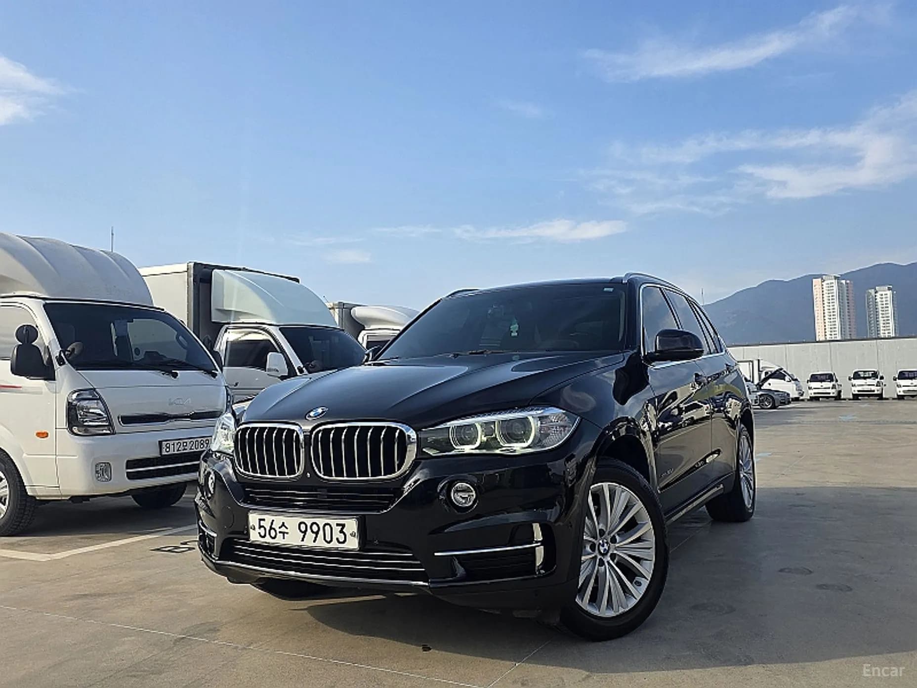 X5 (F15)
