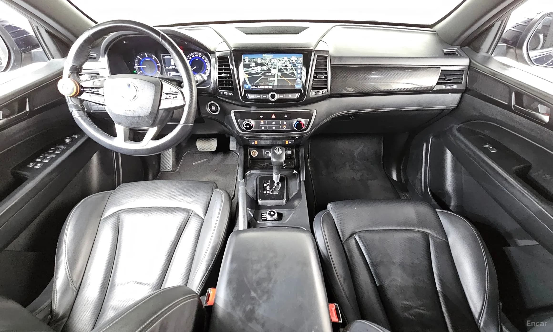 Rexton Sports Khan