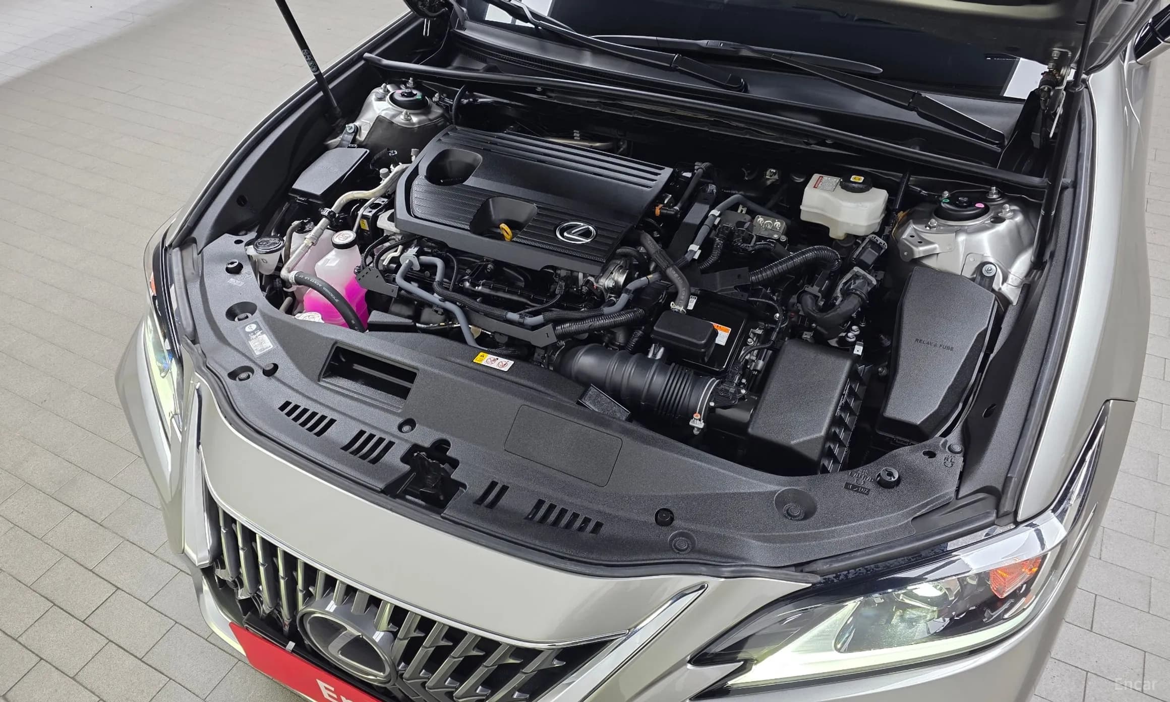 ES300h 7th Generation