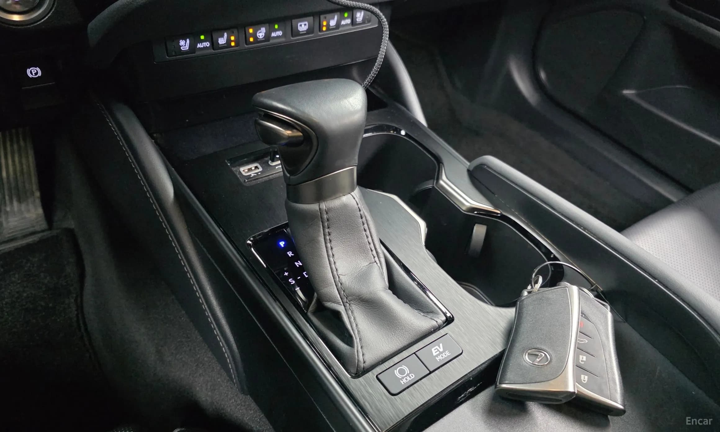 ES300h 7th Generation