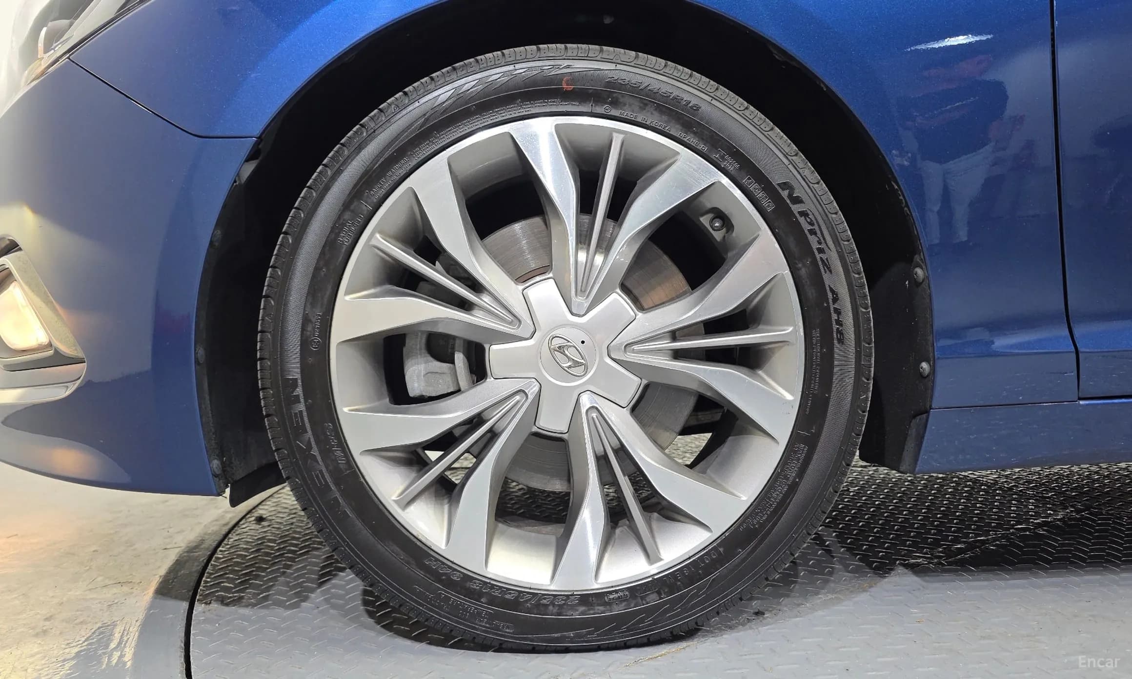 LF Sonata