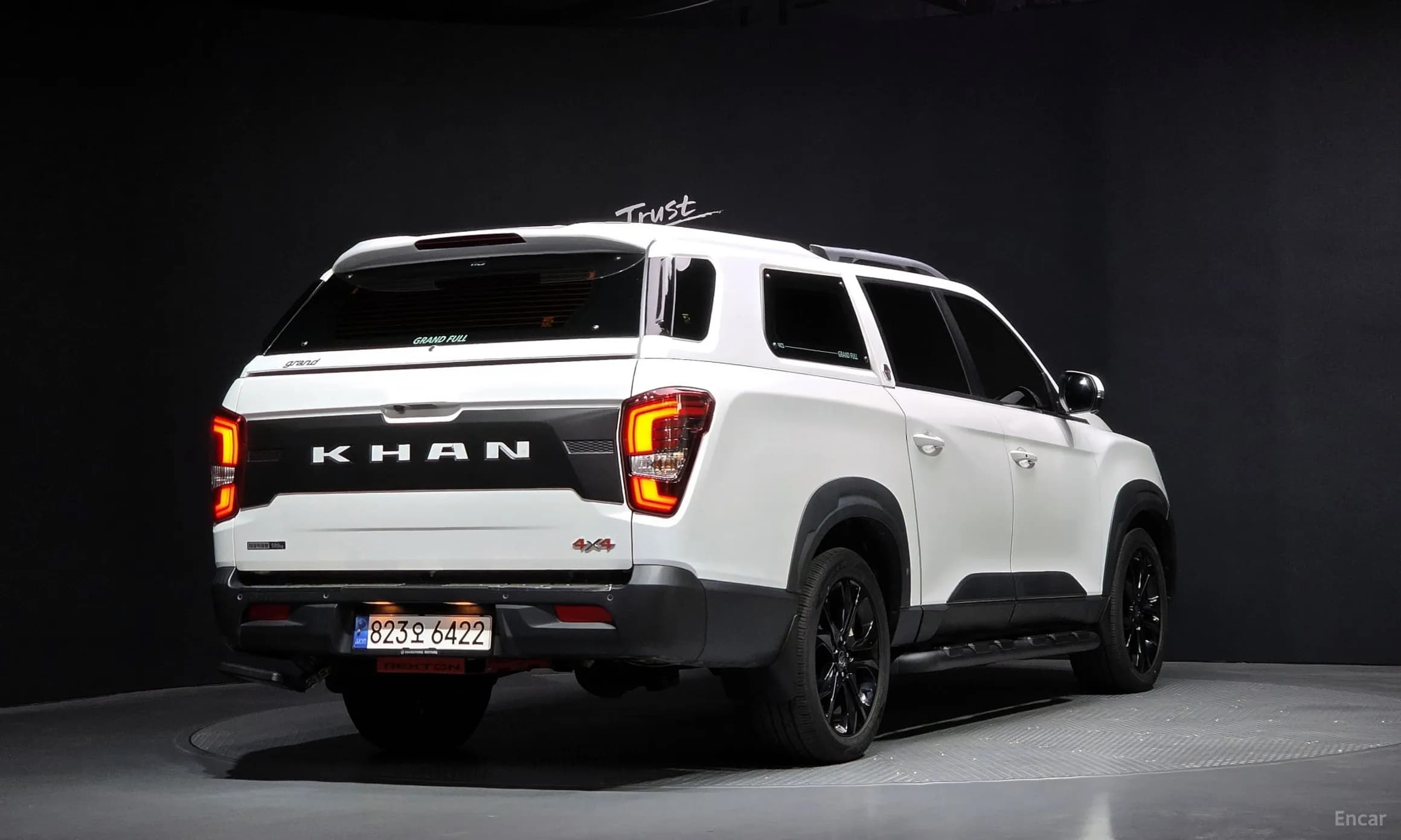 Rexton Sports Khan