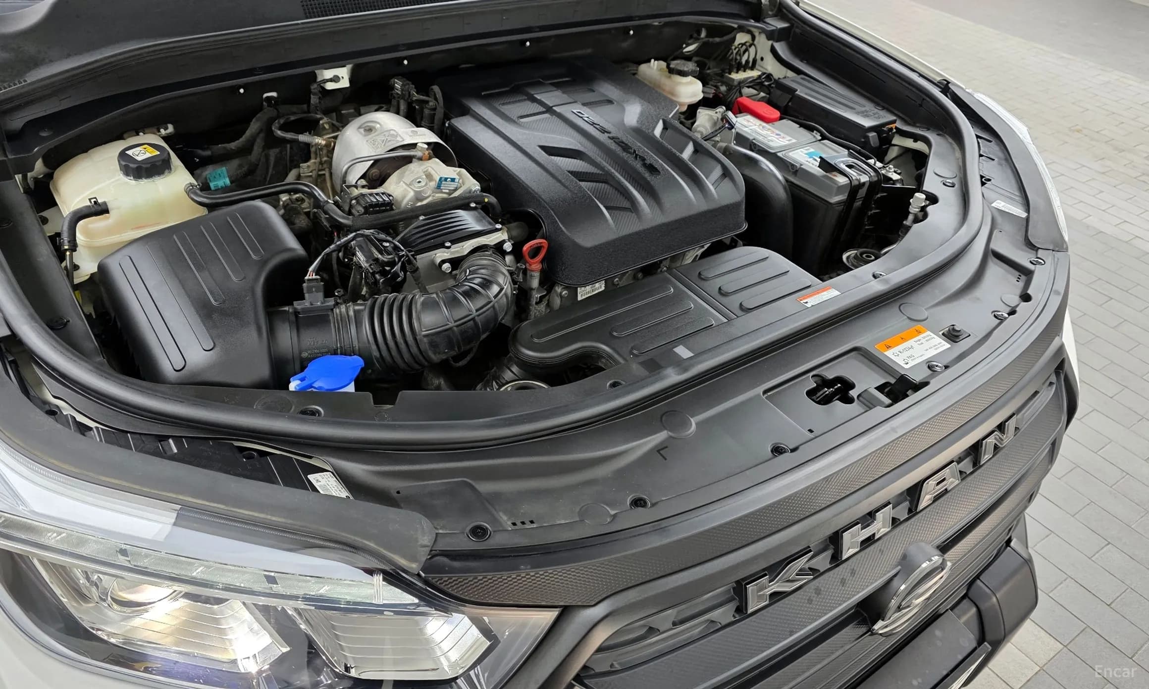 Rexton Sports Khan