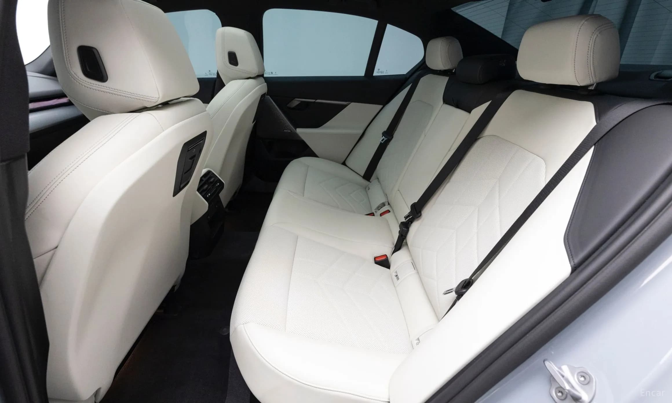 5 Series (G60)