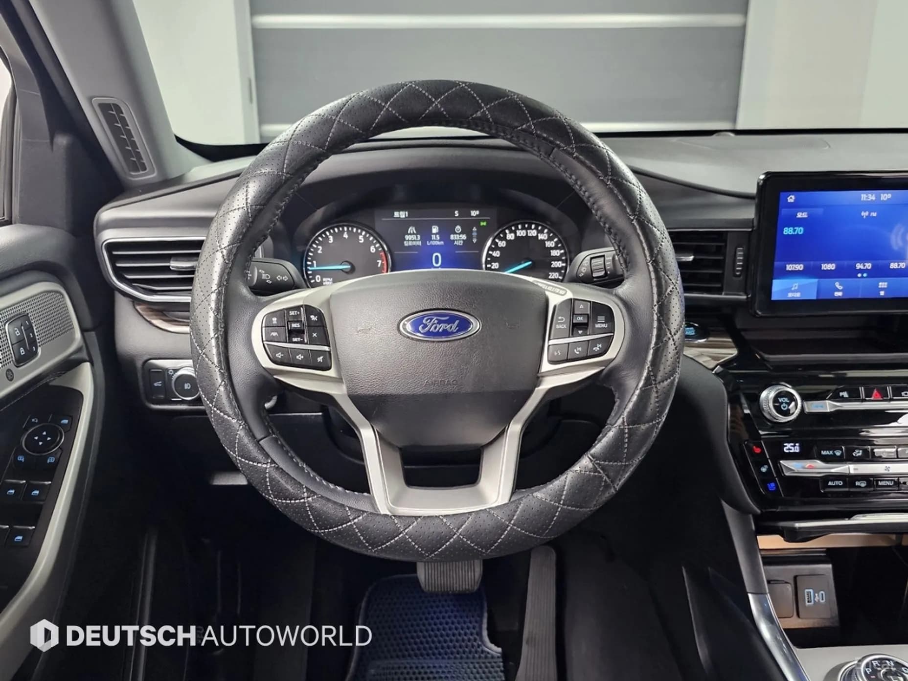 Explorer 6th Generation