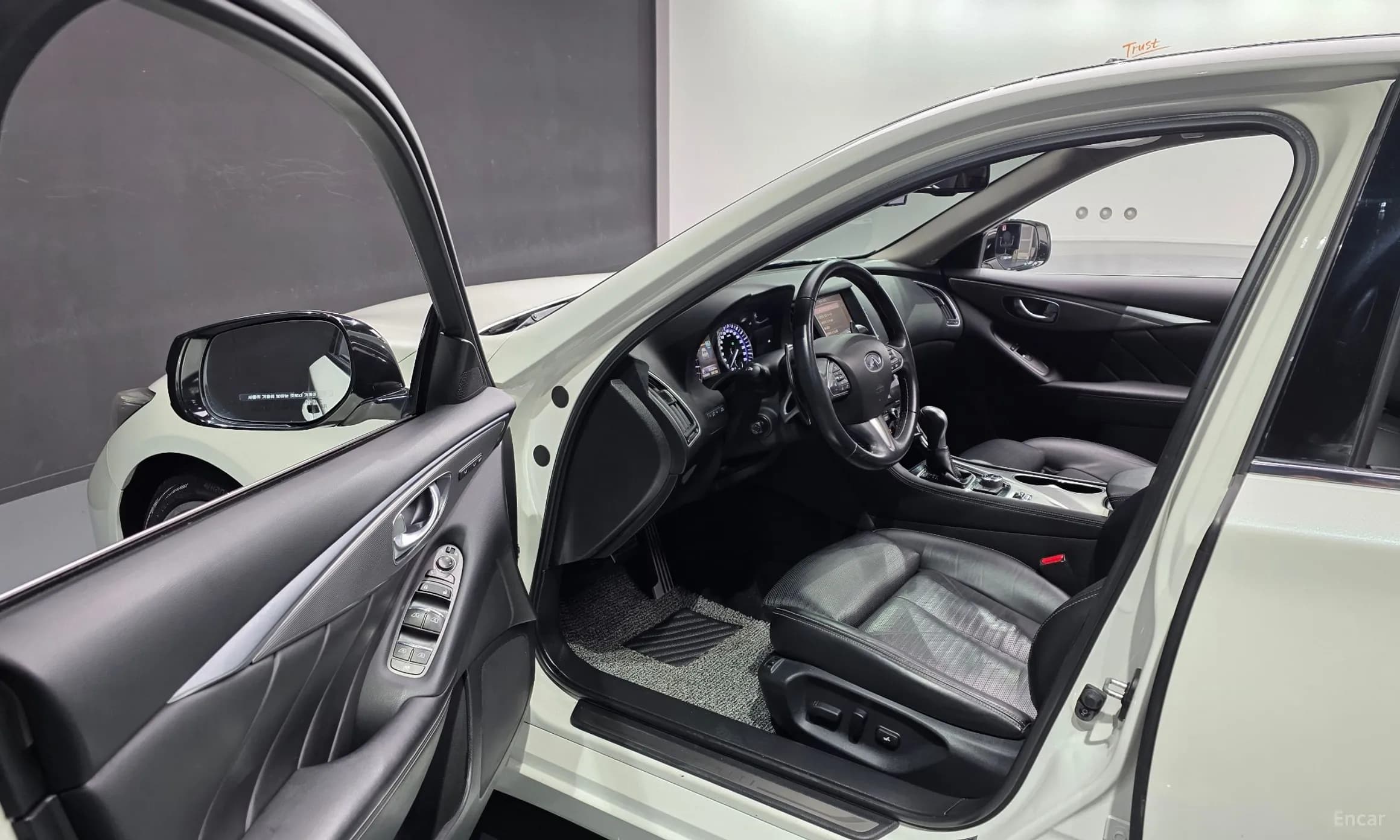Q50