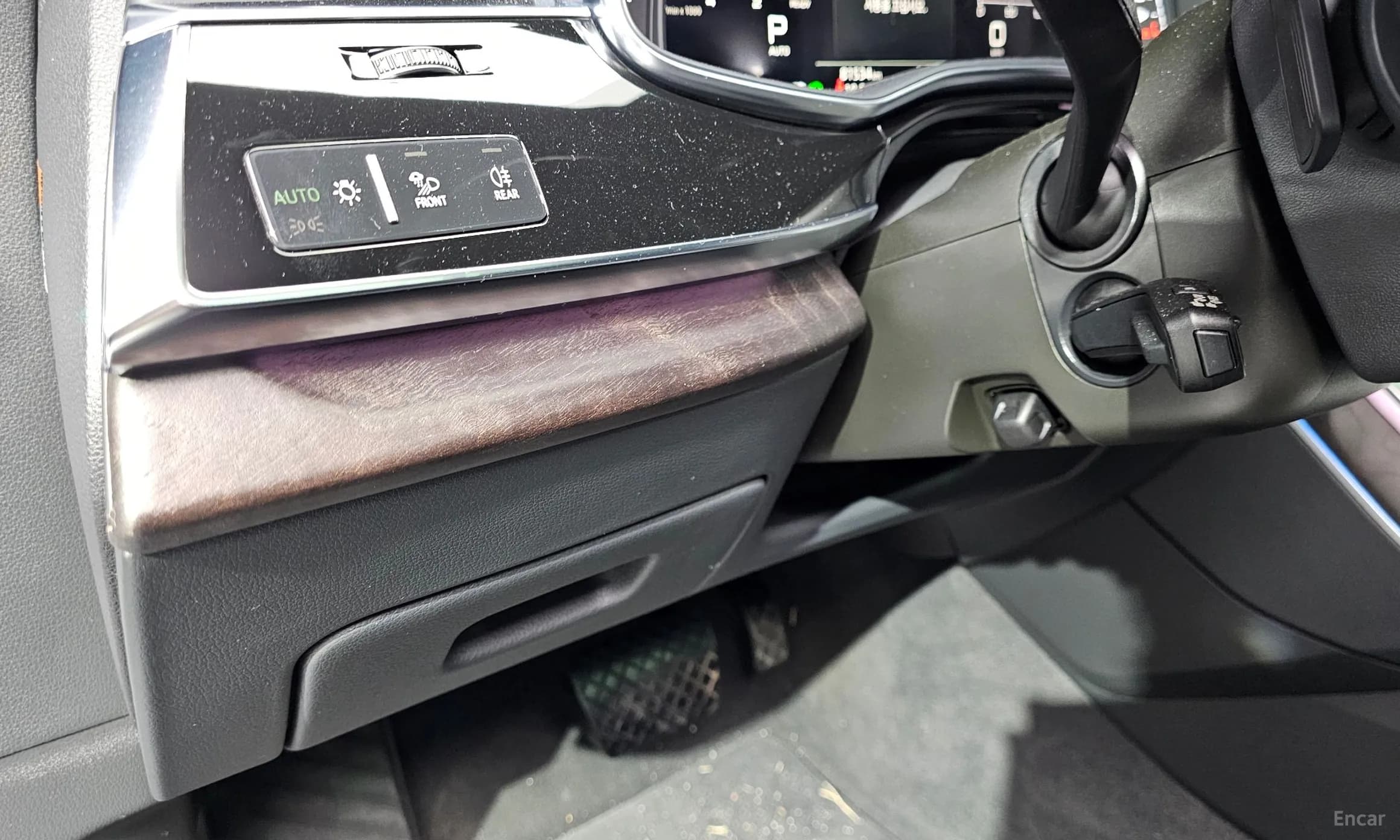 Q7 (4M)