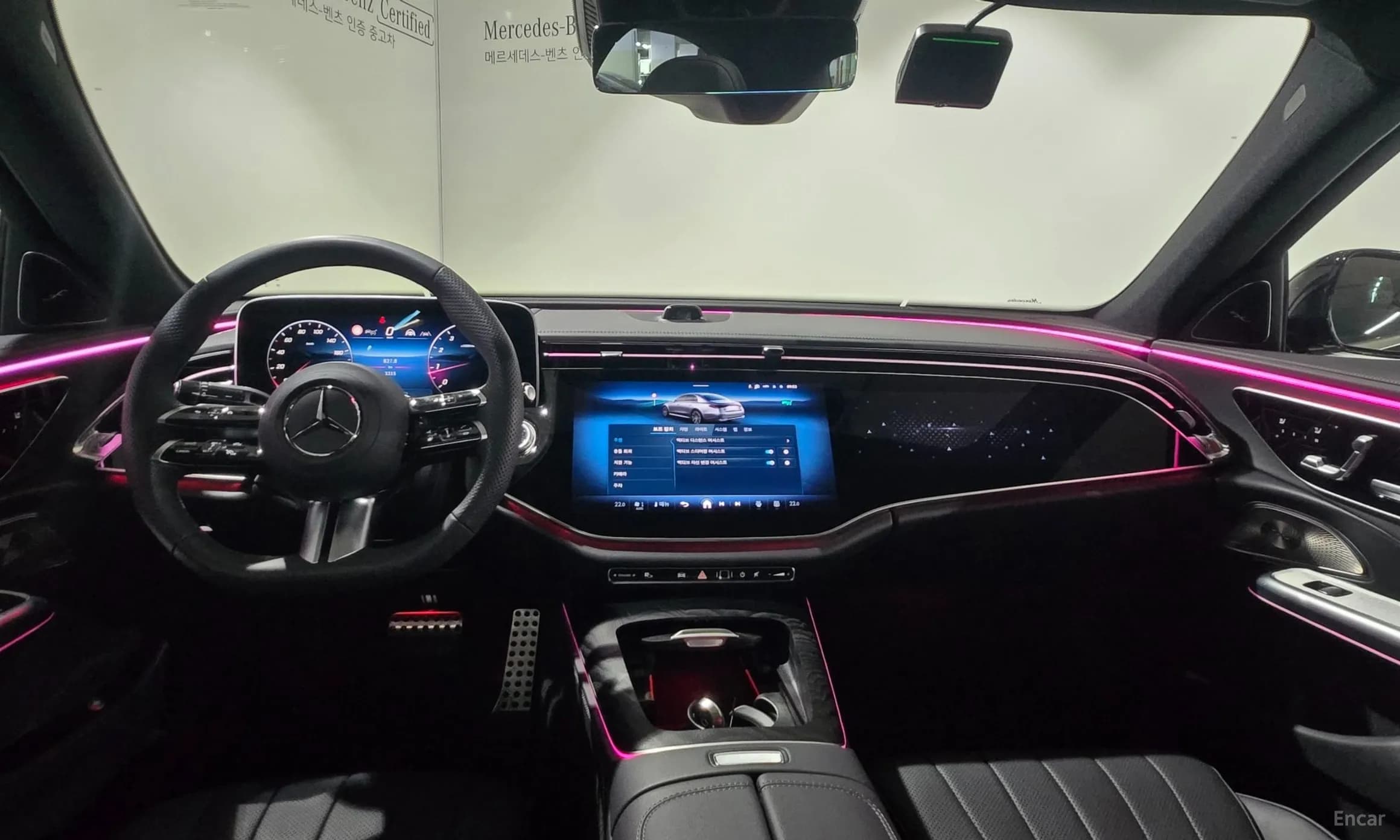 E-Class W214