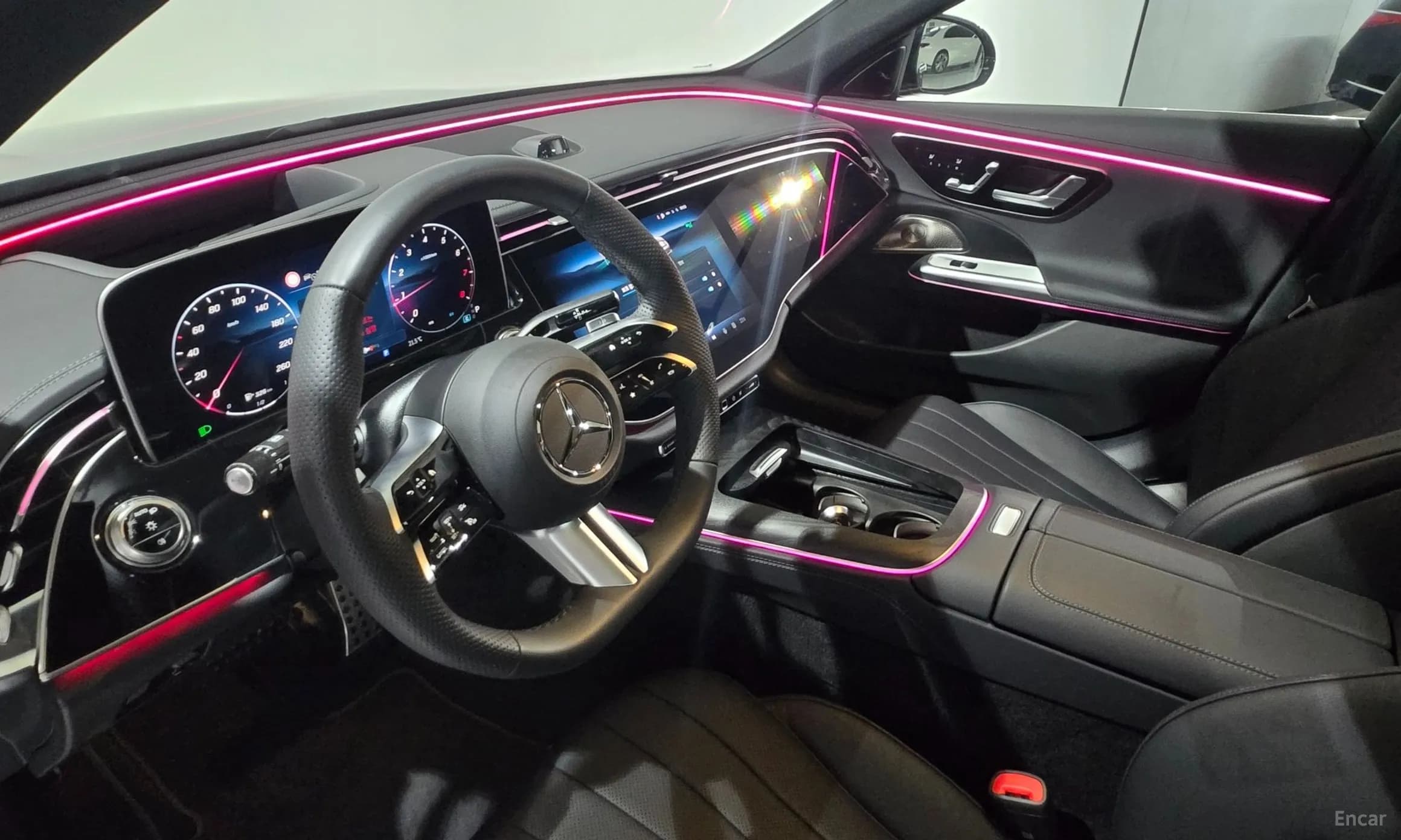 E-Class W214