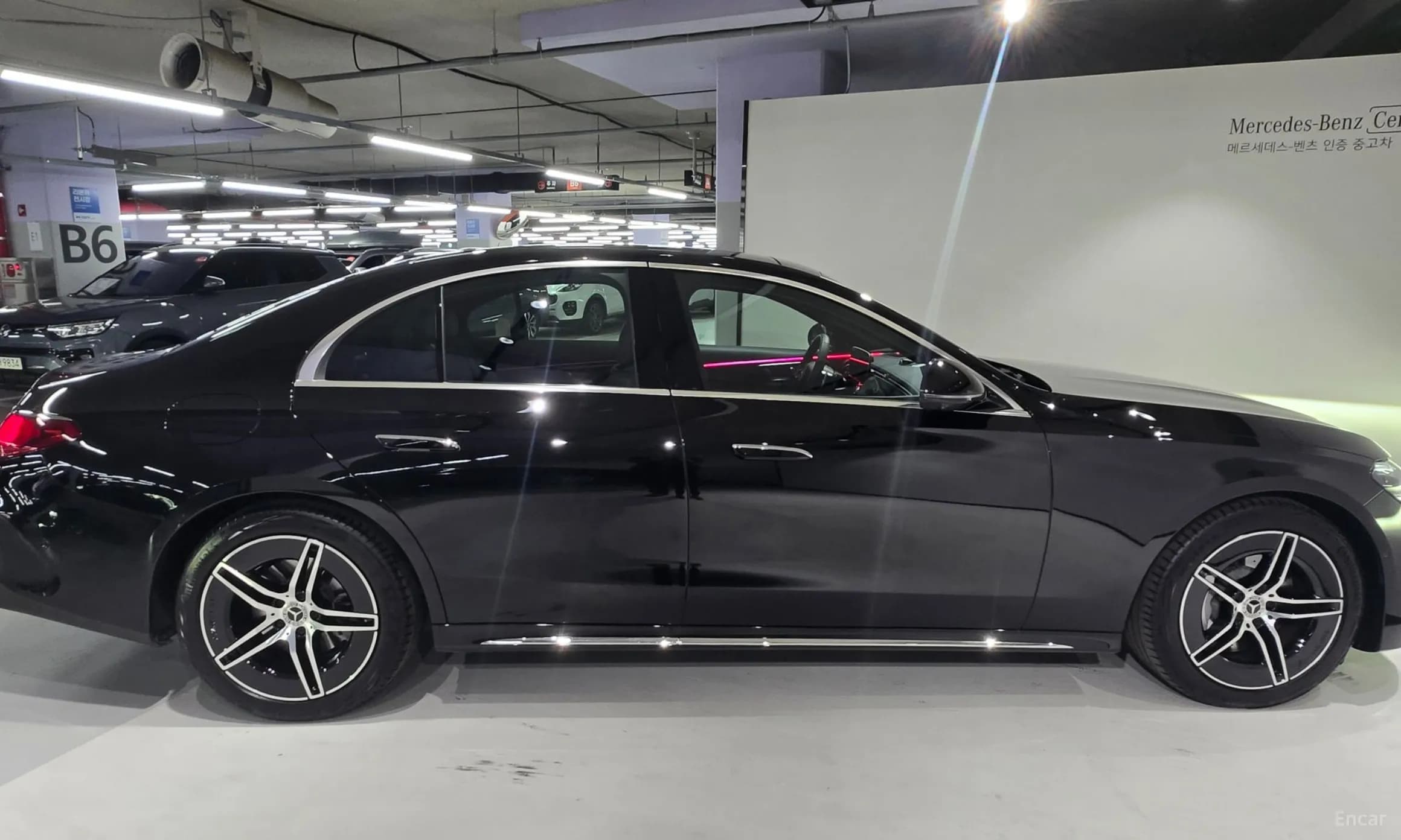 E-Class W214