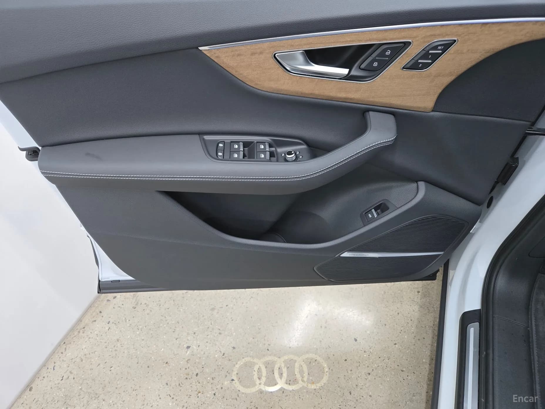 Q7 (4M)