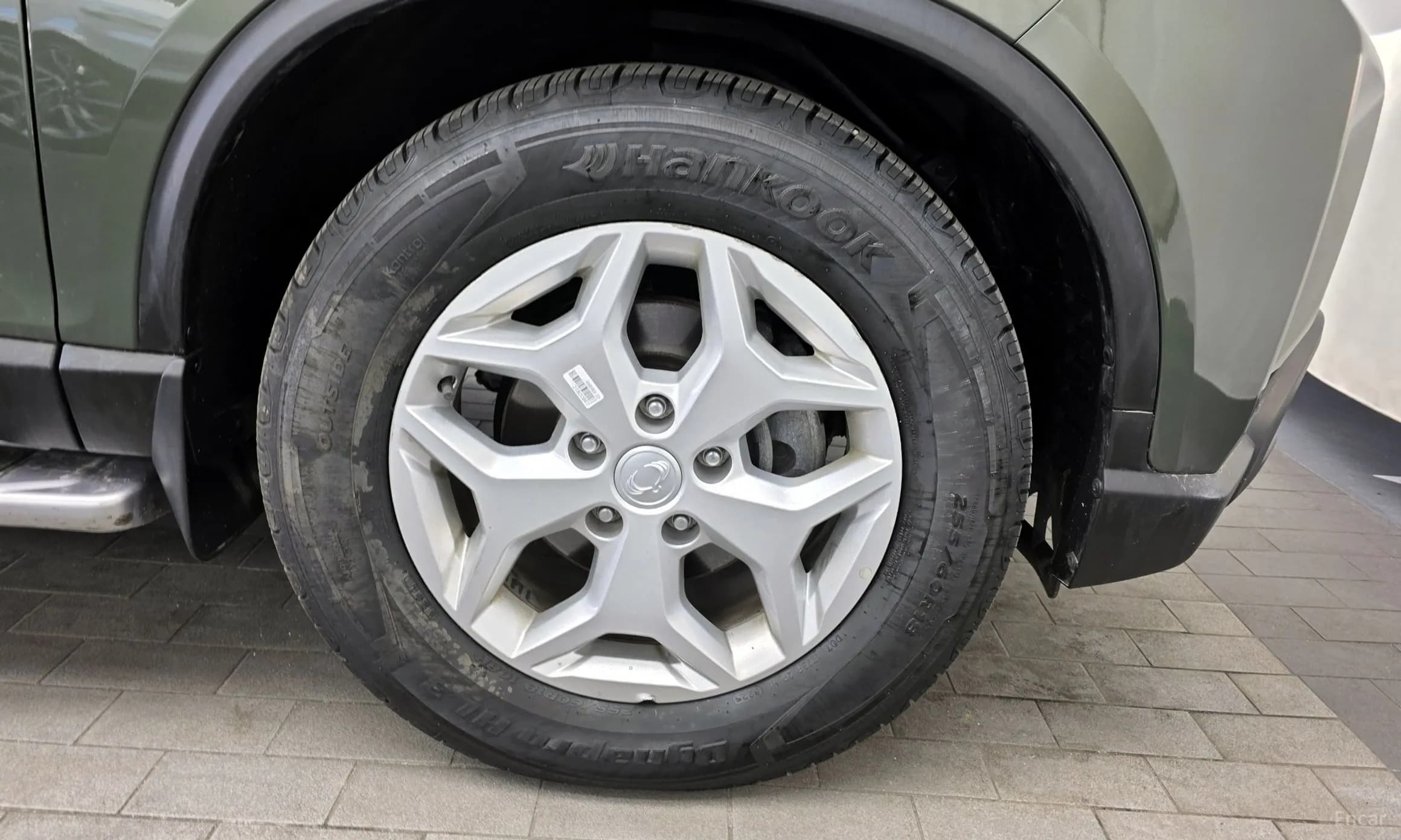 Rexton Sports Khan