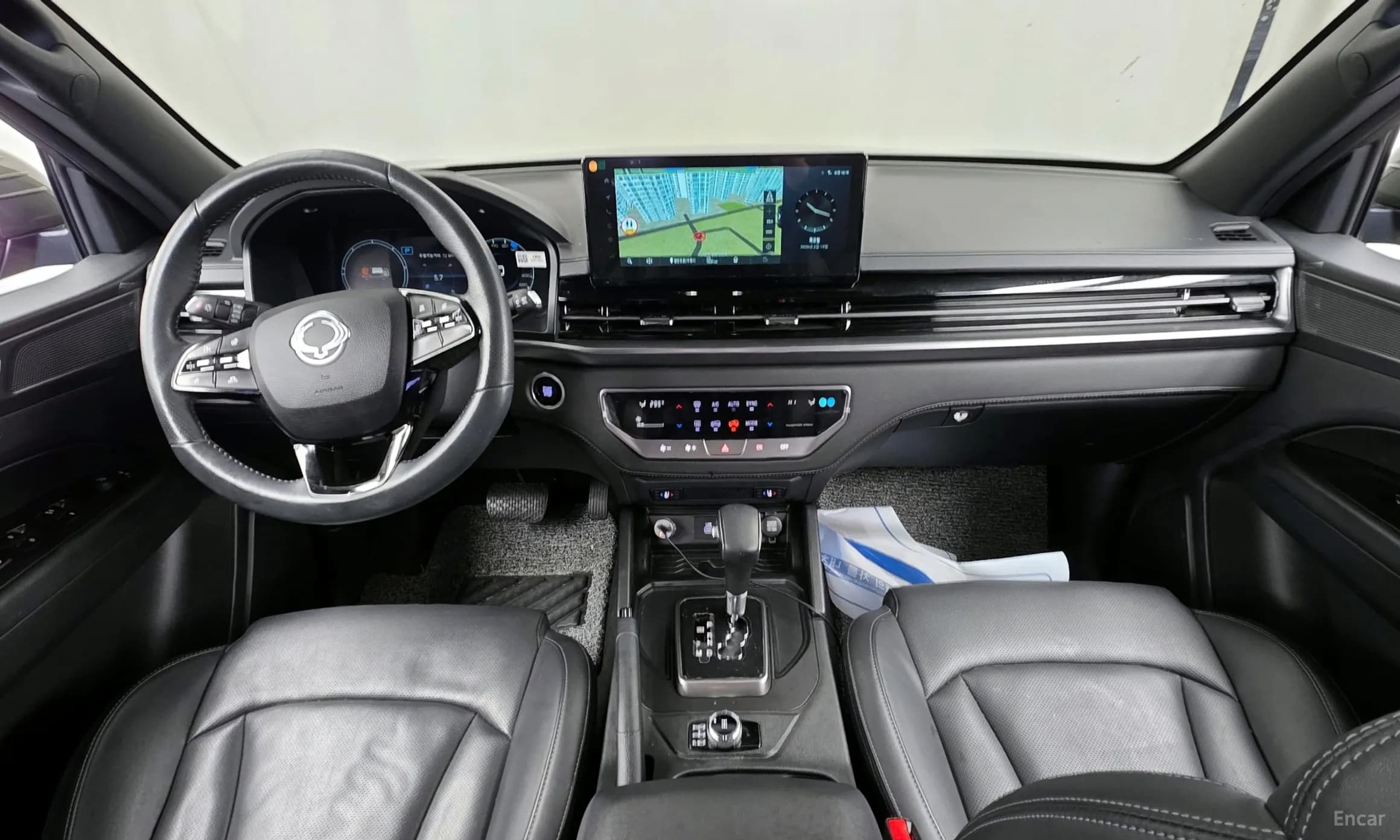 Rexton Sports Khan
