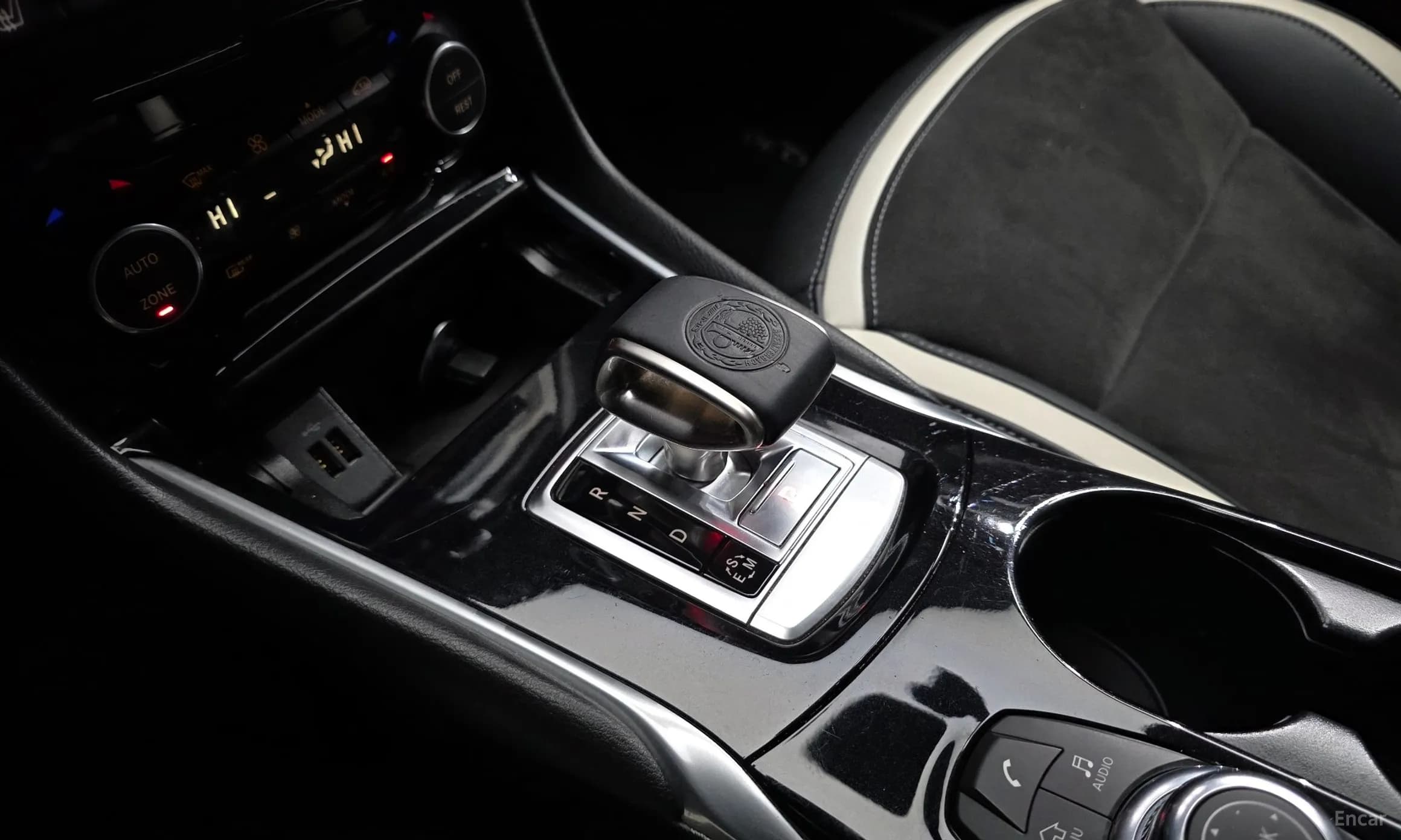 Q30