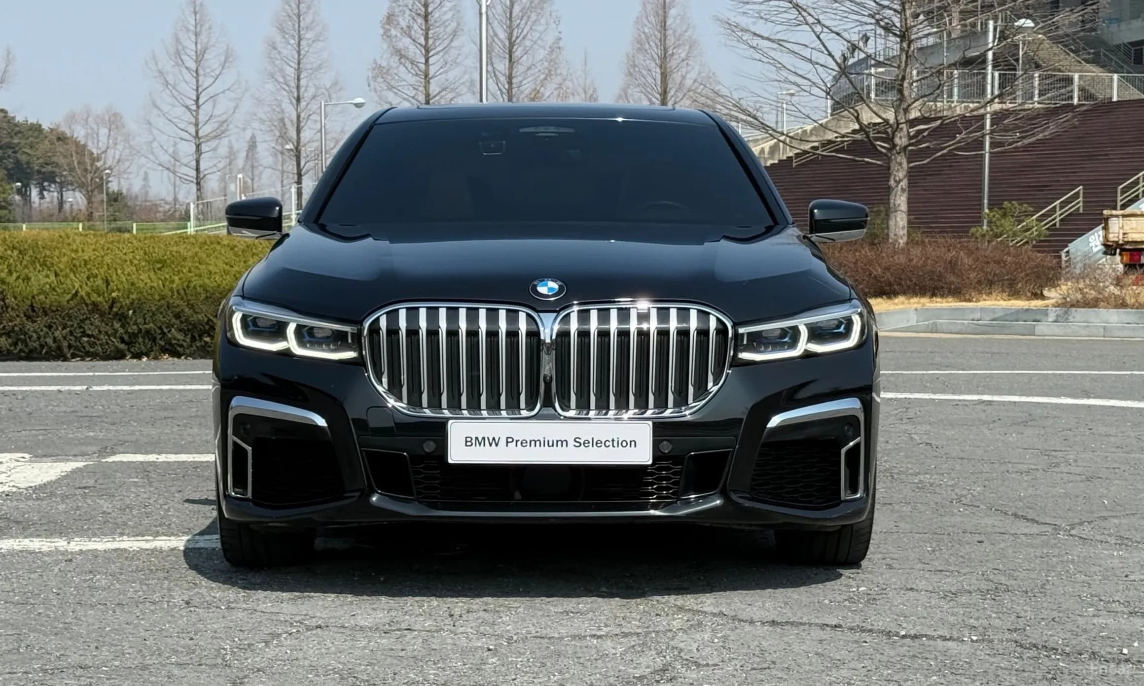 7 Series (G11)