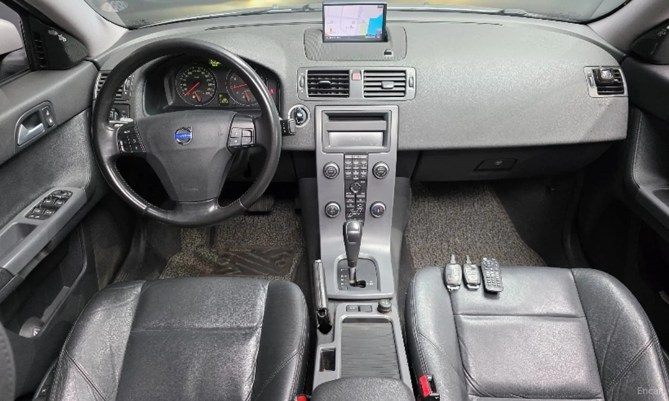 S40