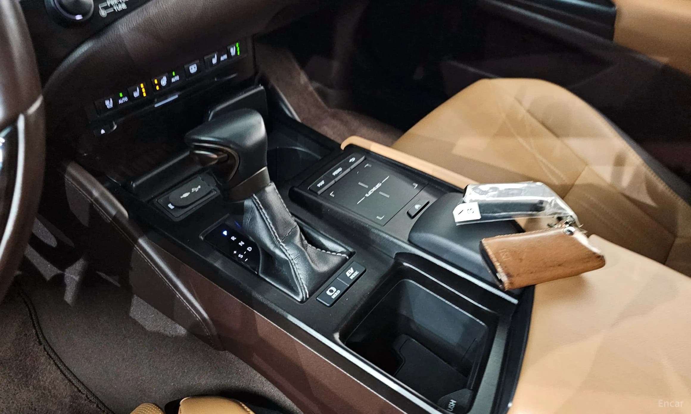 ES300h 7th Generation