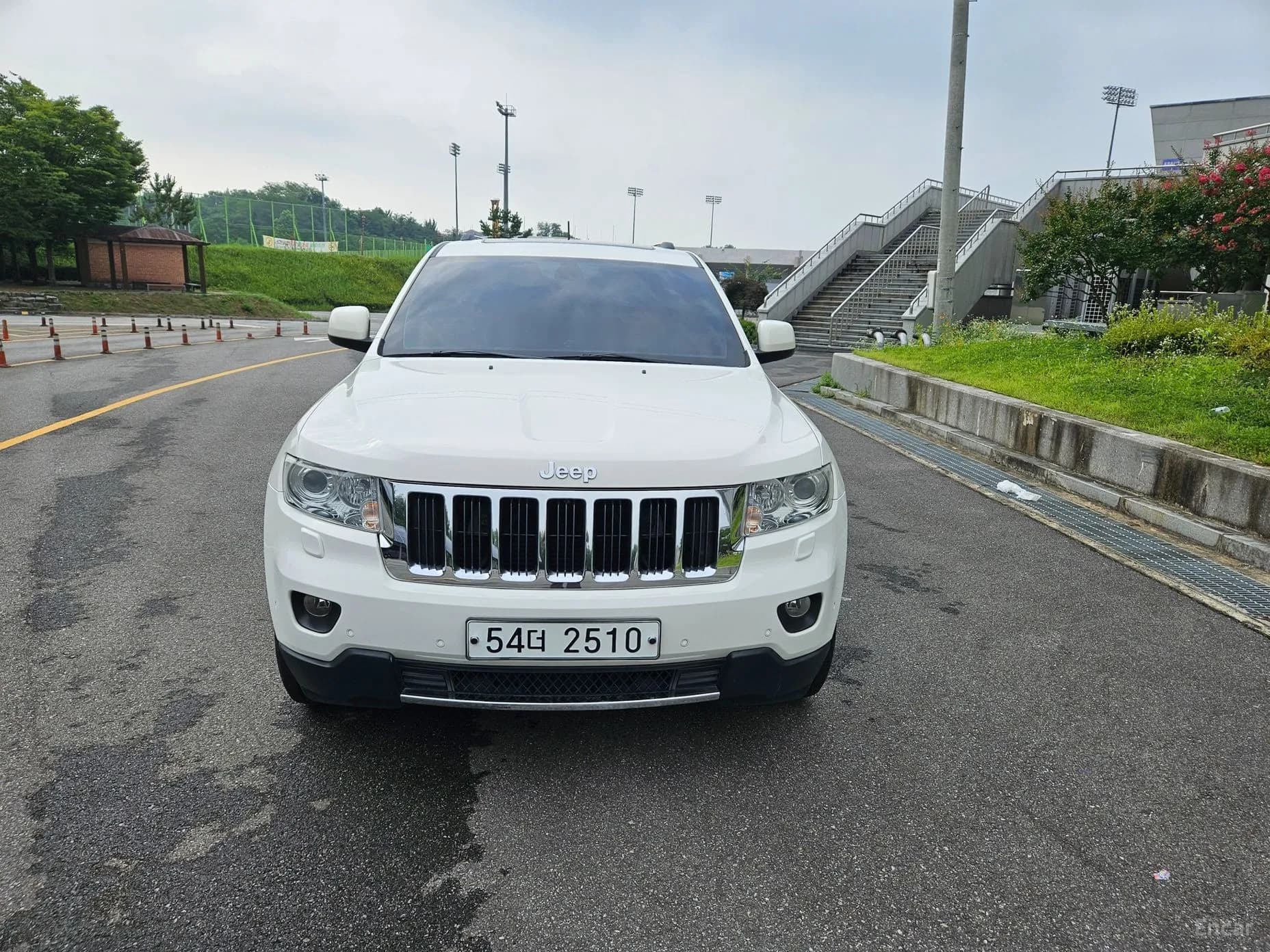 Grand Cherokee