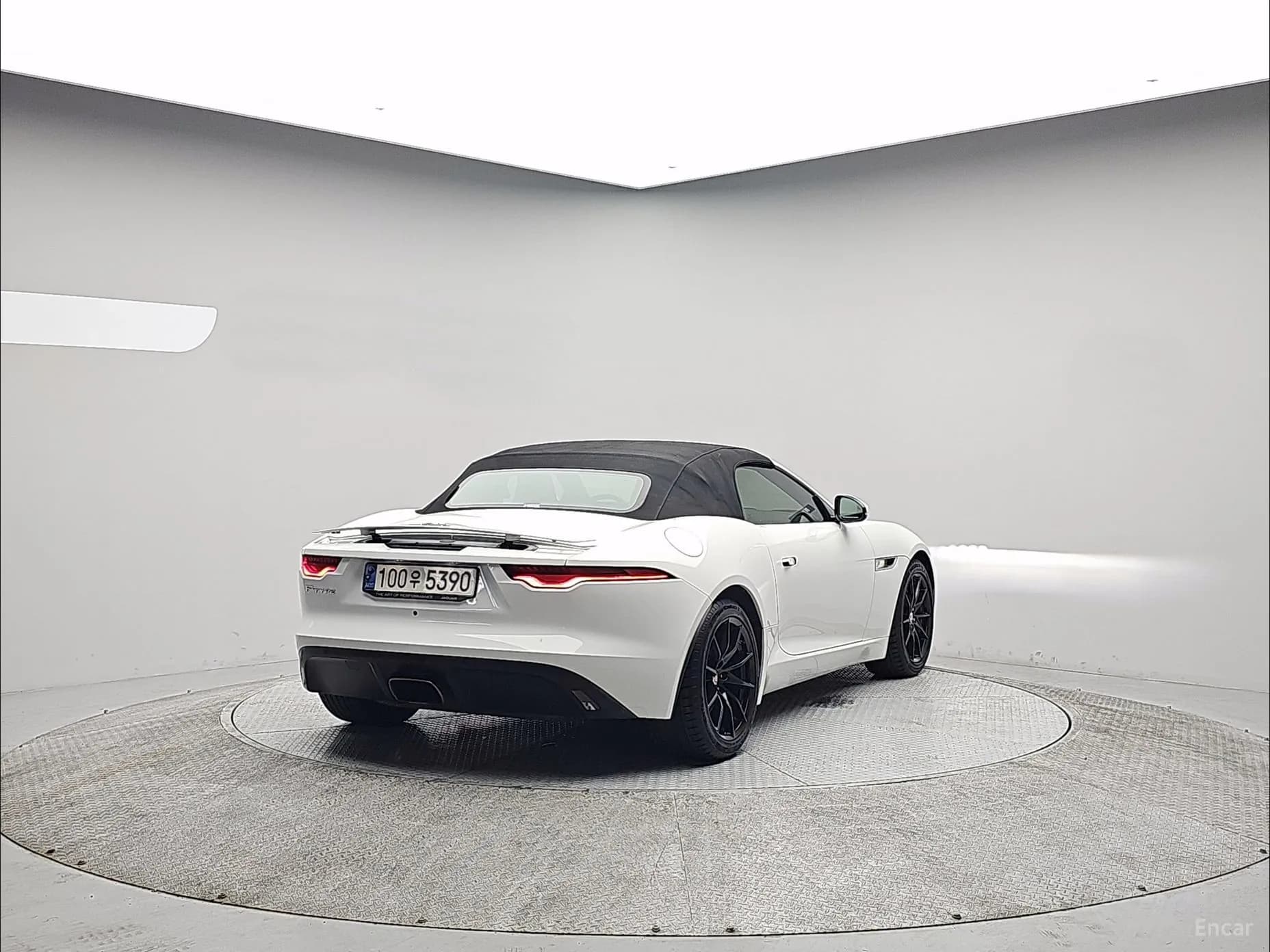 F-TYPE