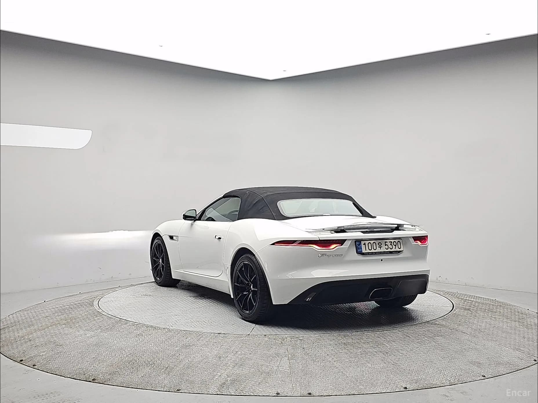 F-TYPE