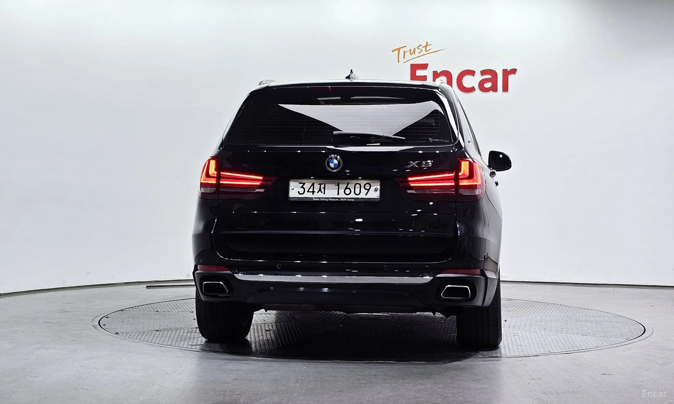 X5 (F15)
