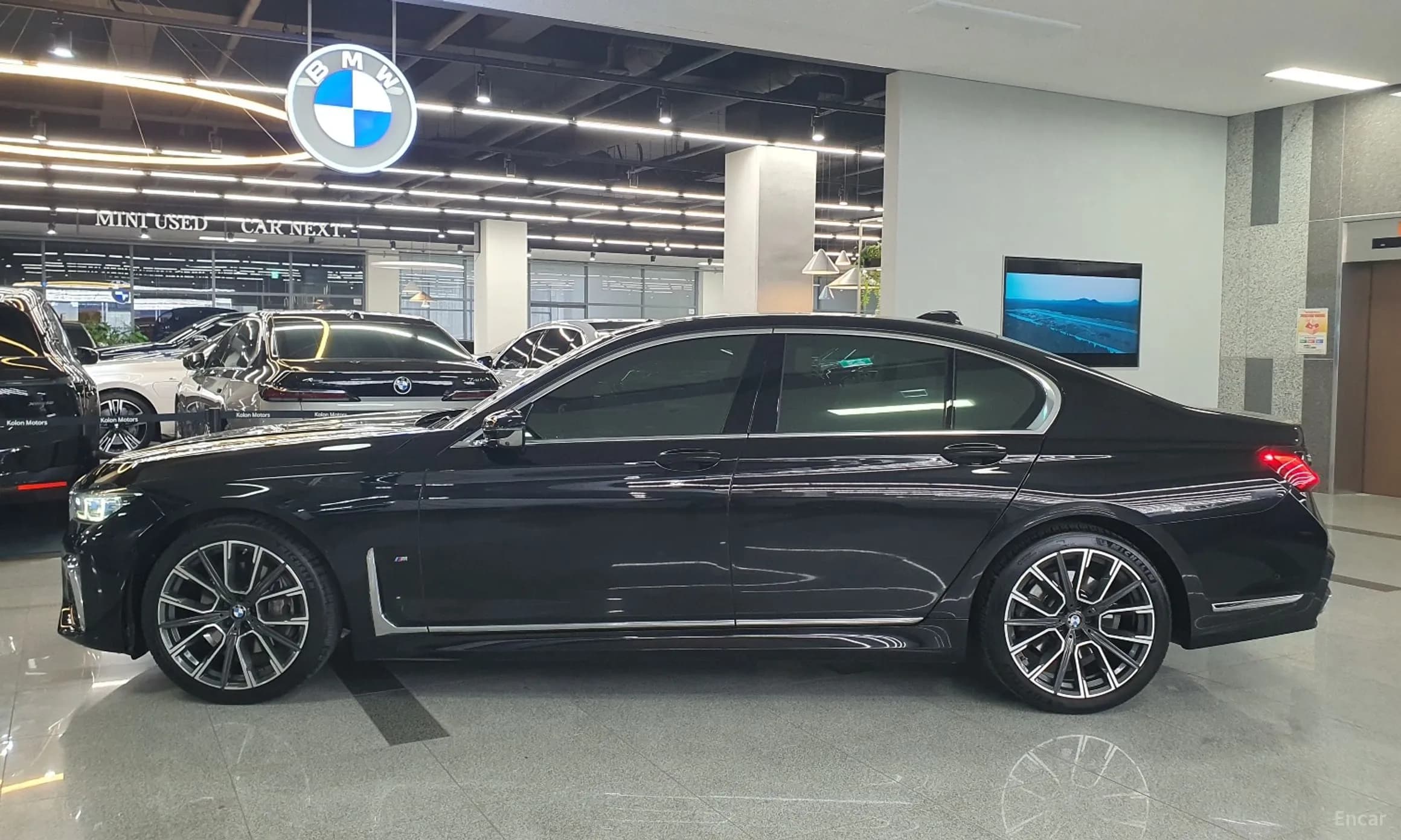 7 Series (G11)