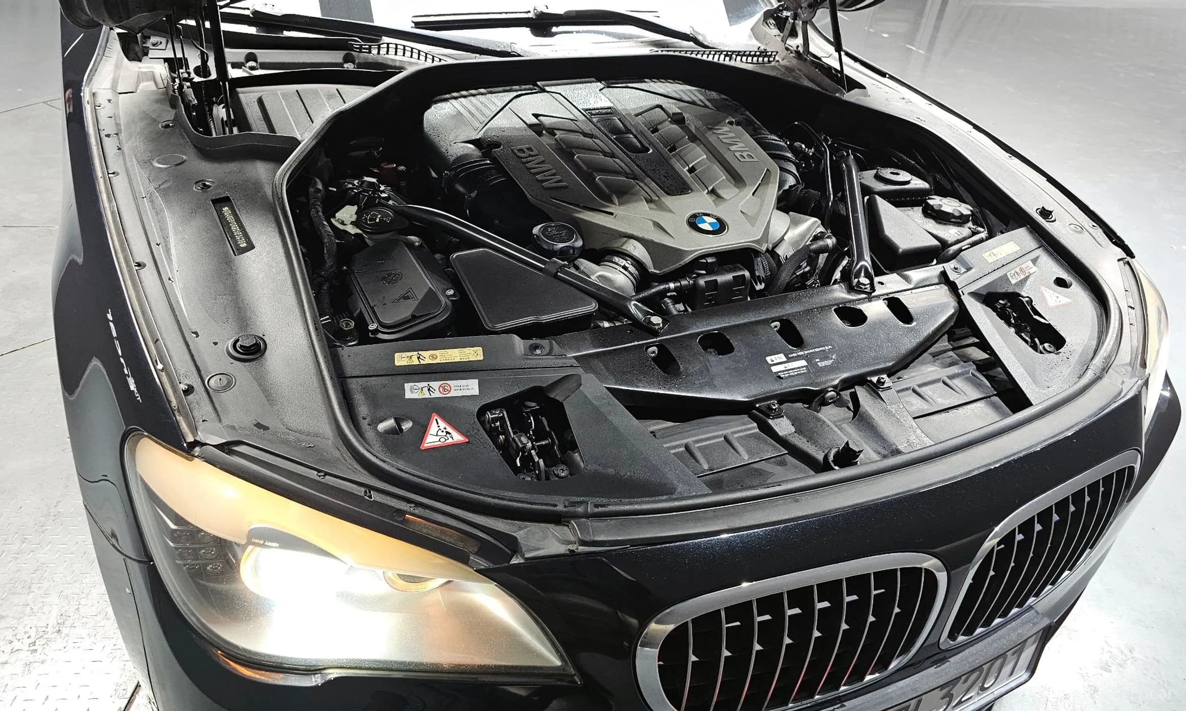 7 Series (F01)