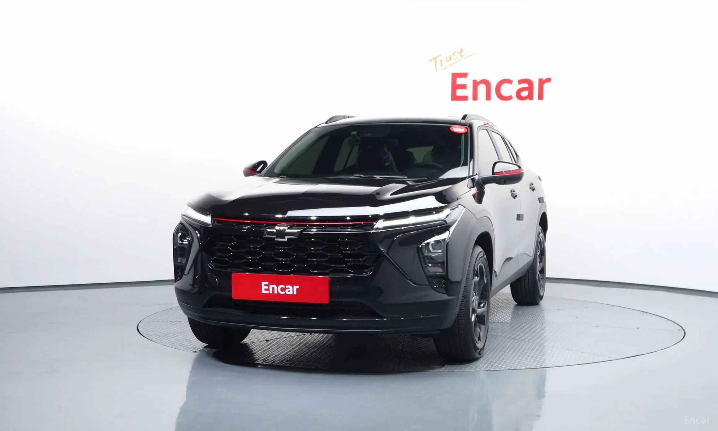 Trax Crossover