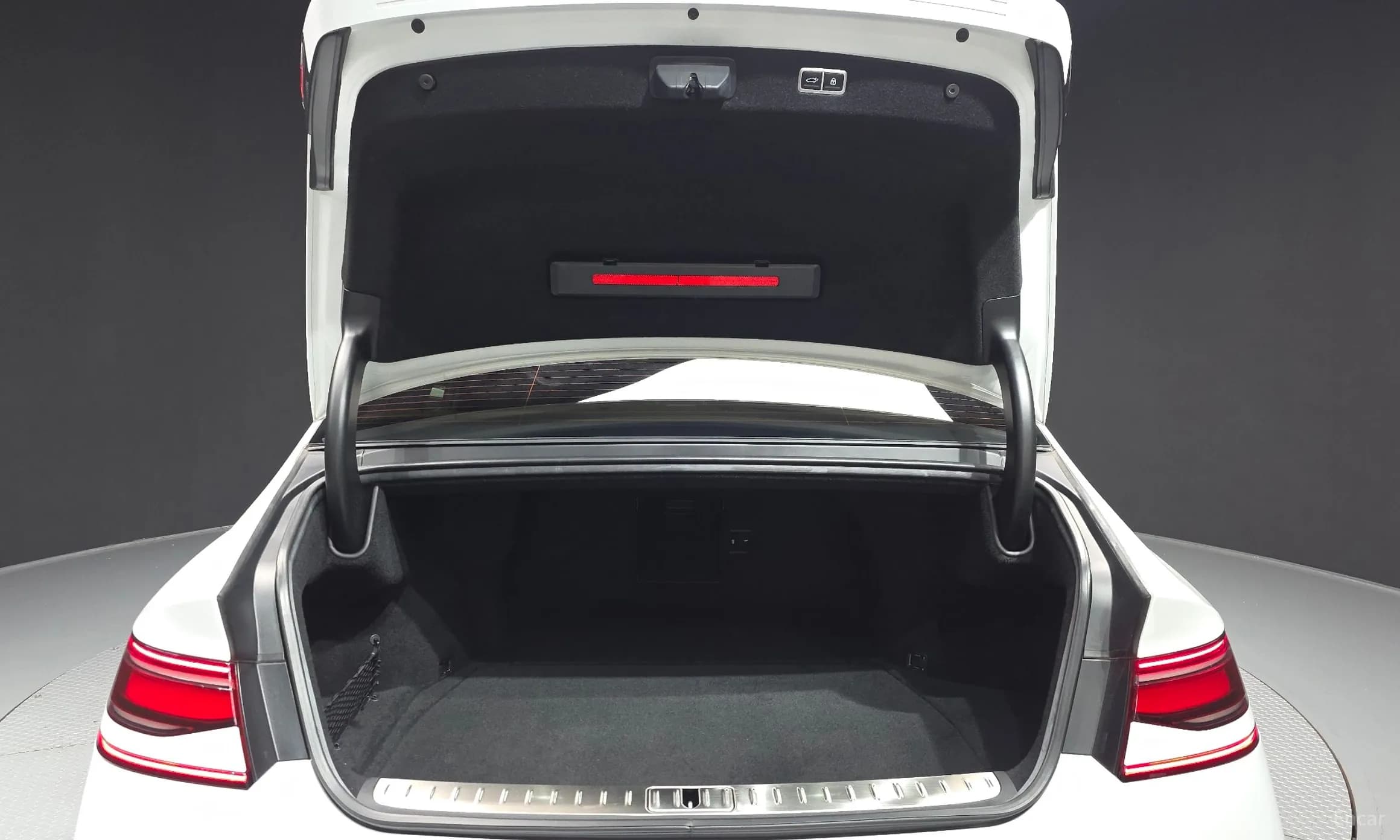 G90 (RS4)