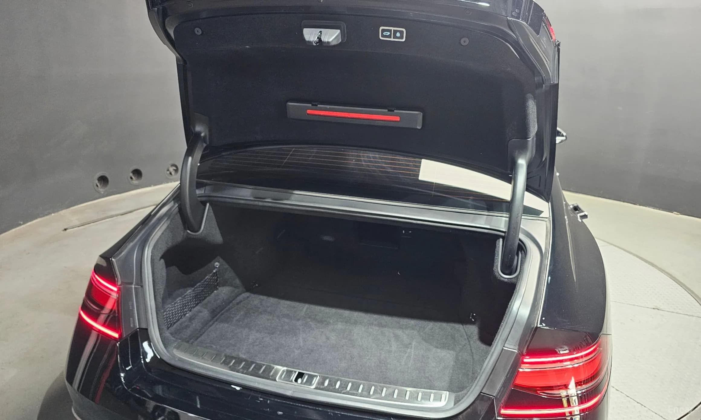G90 (RS4)