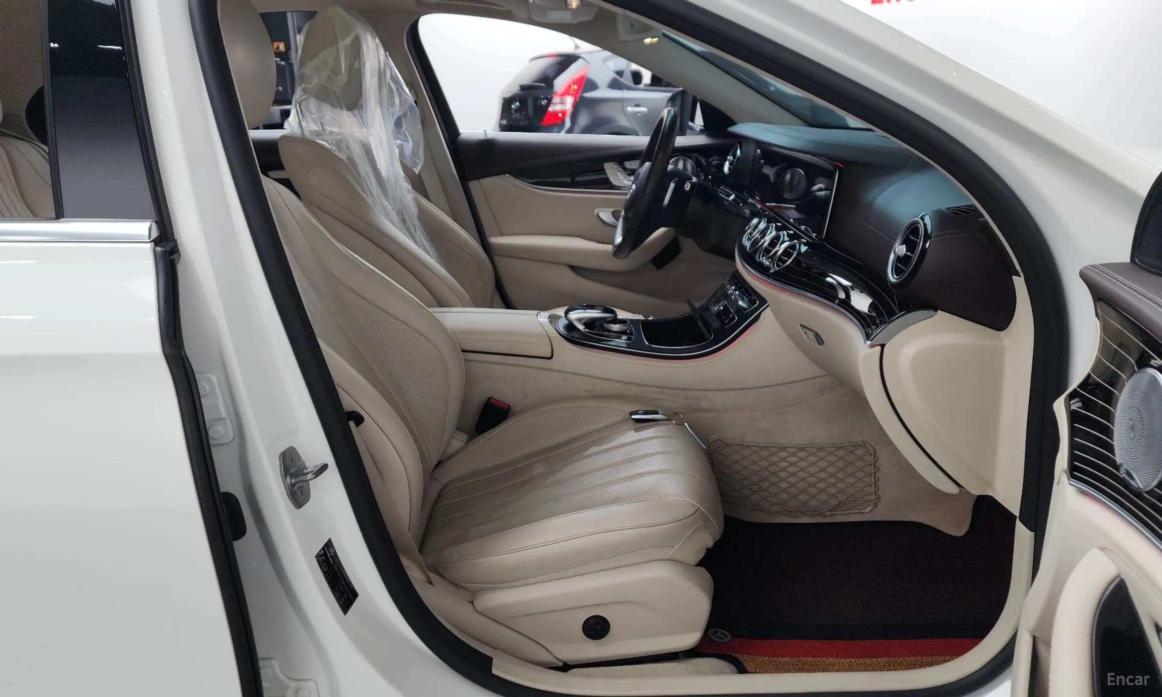 E-Class W213