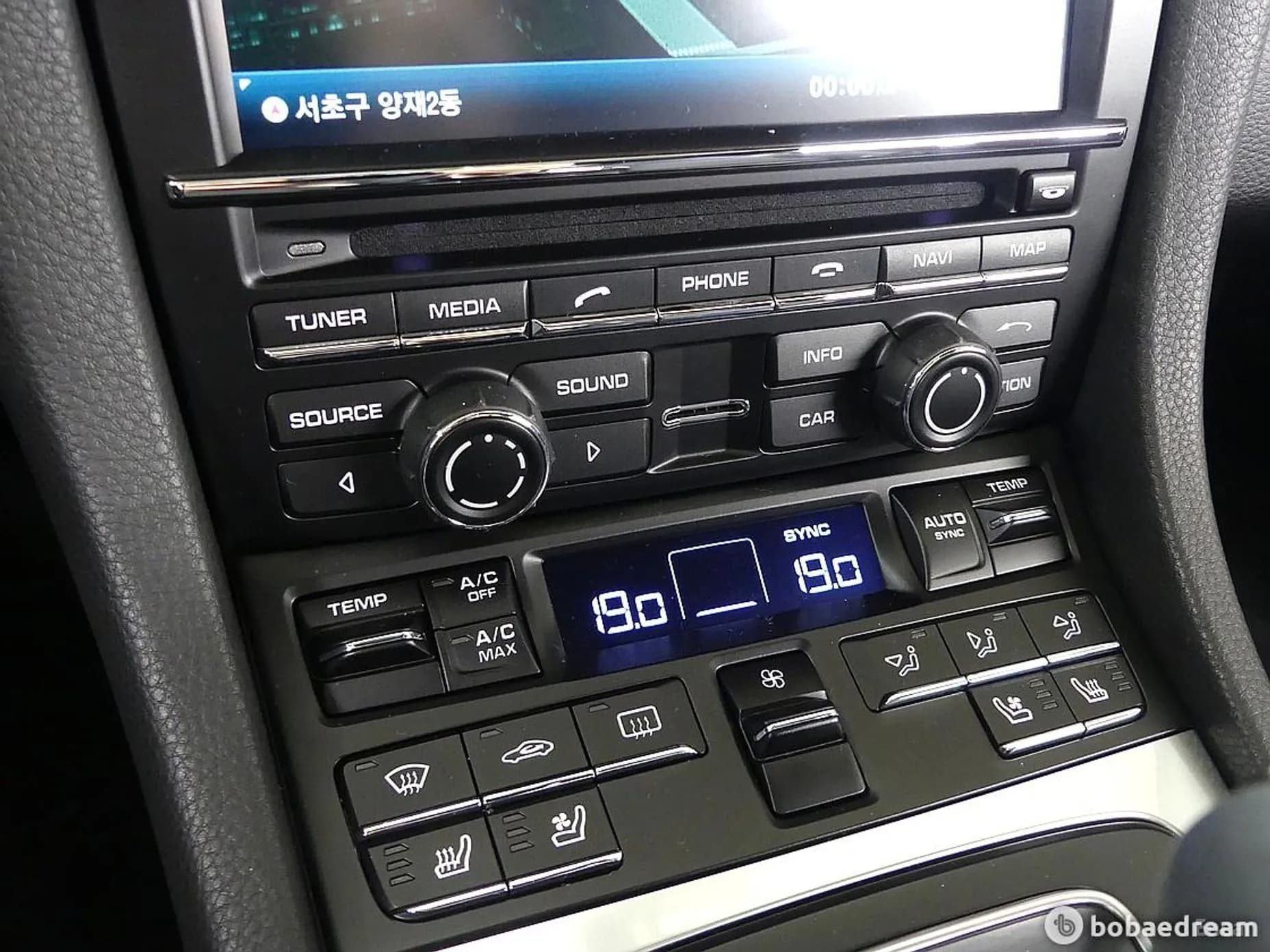910