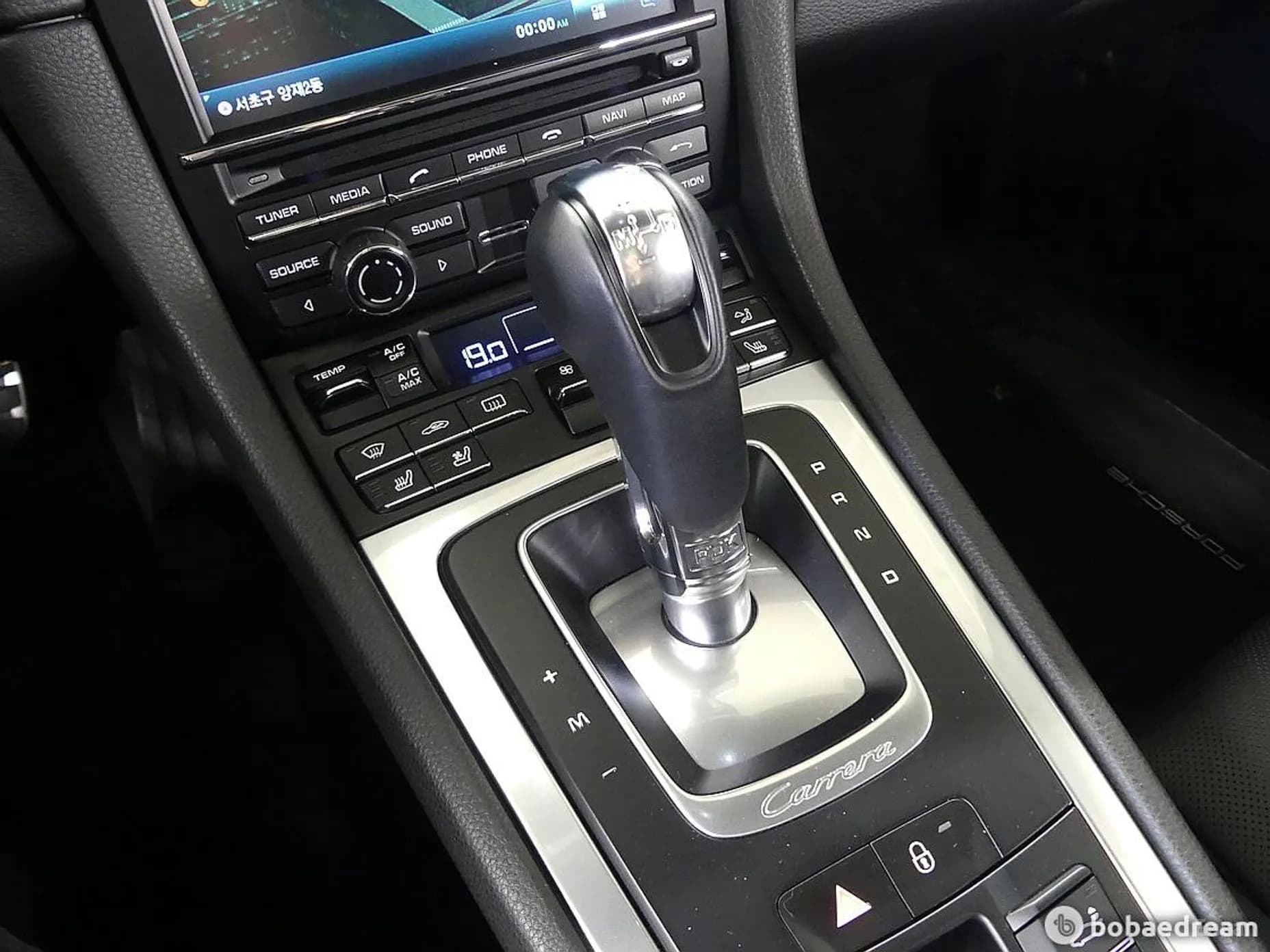 910