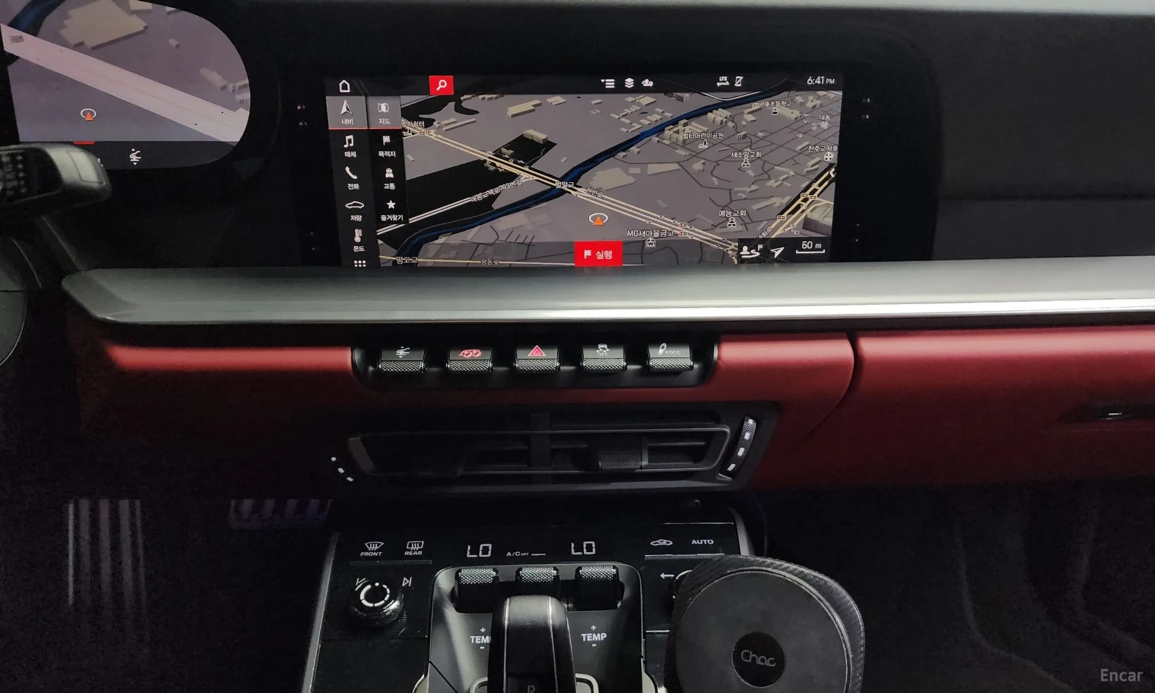 911 (992)