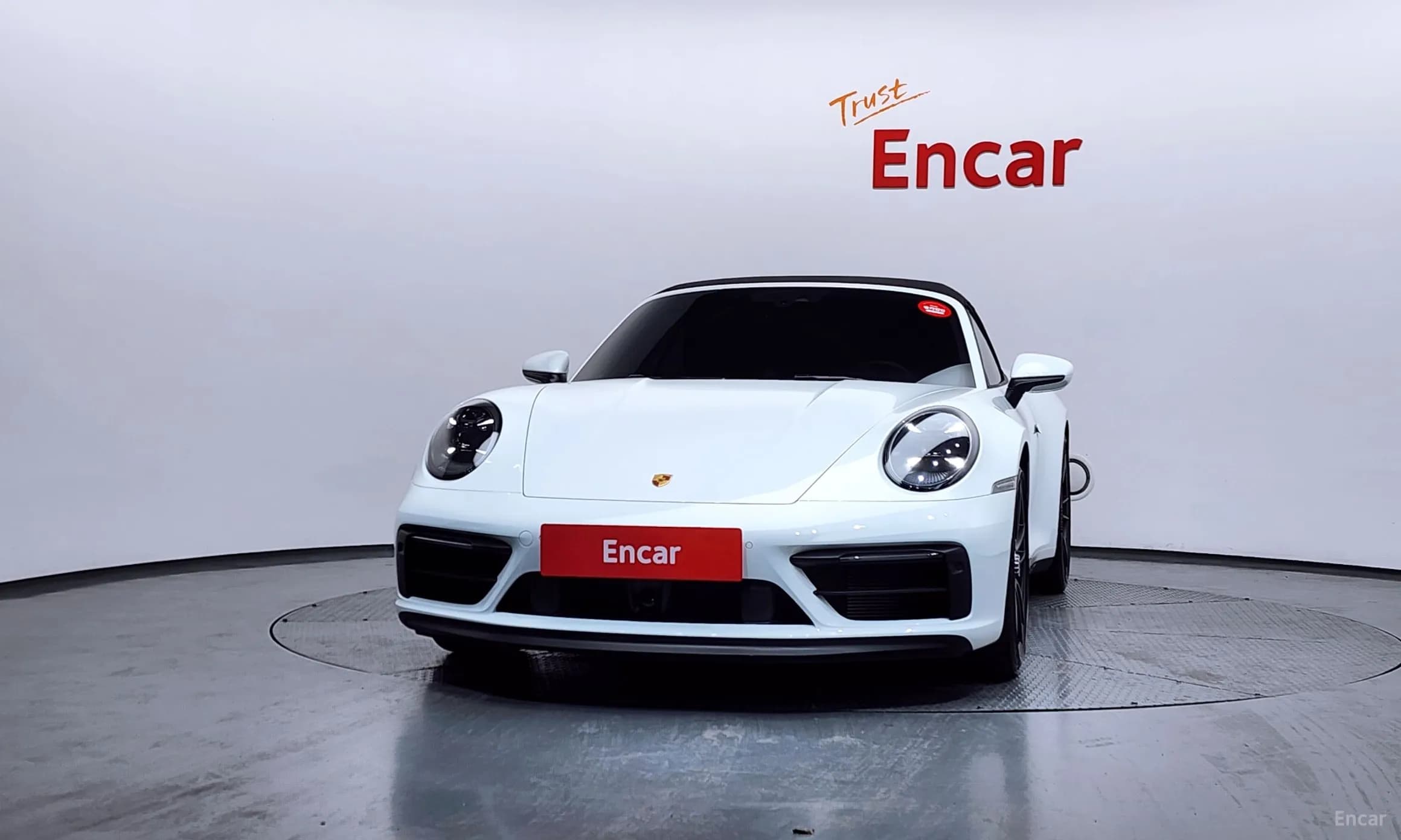 911 (992)
