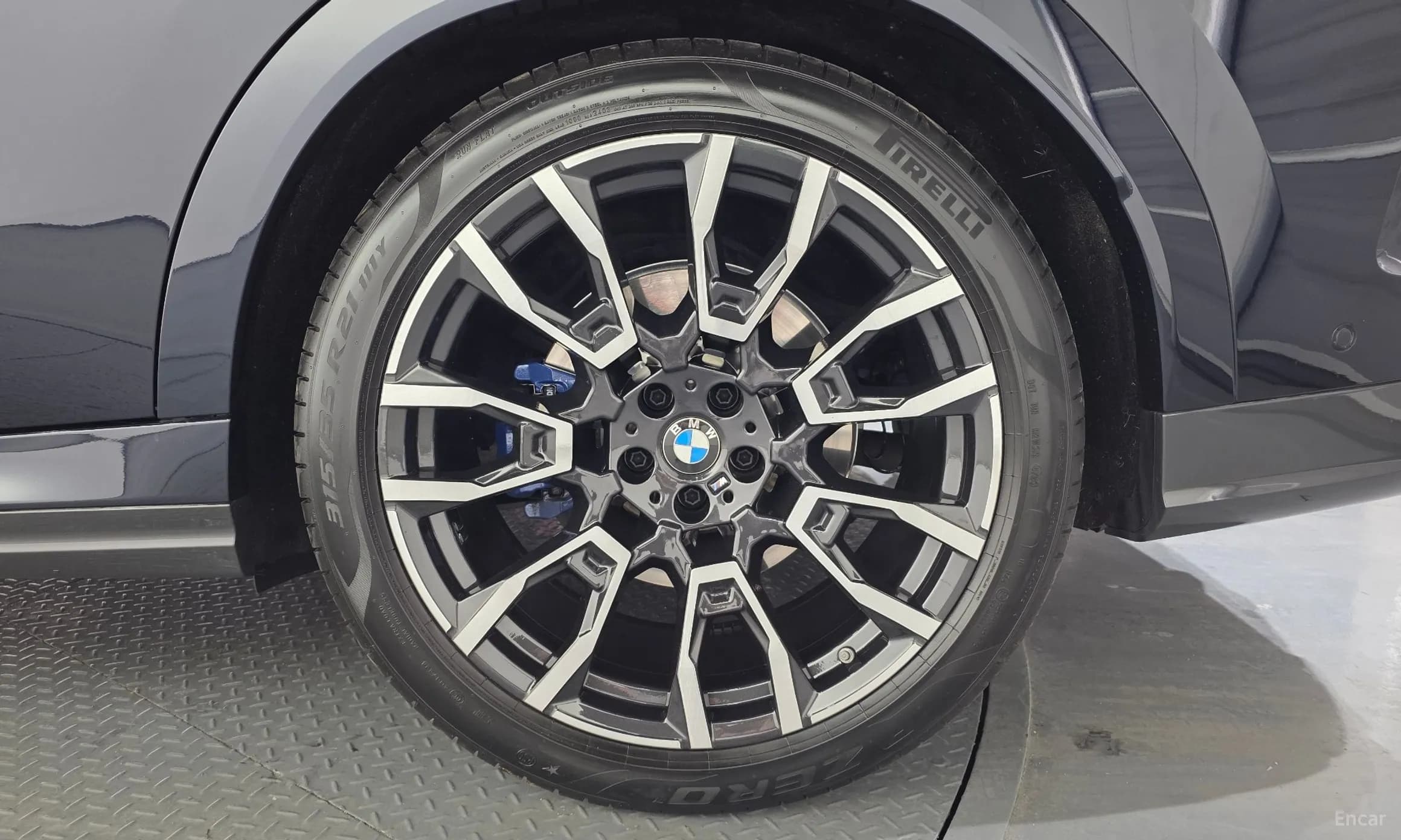 X6 (G06)
