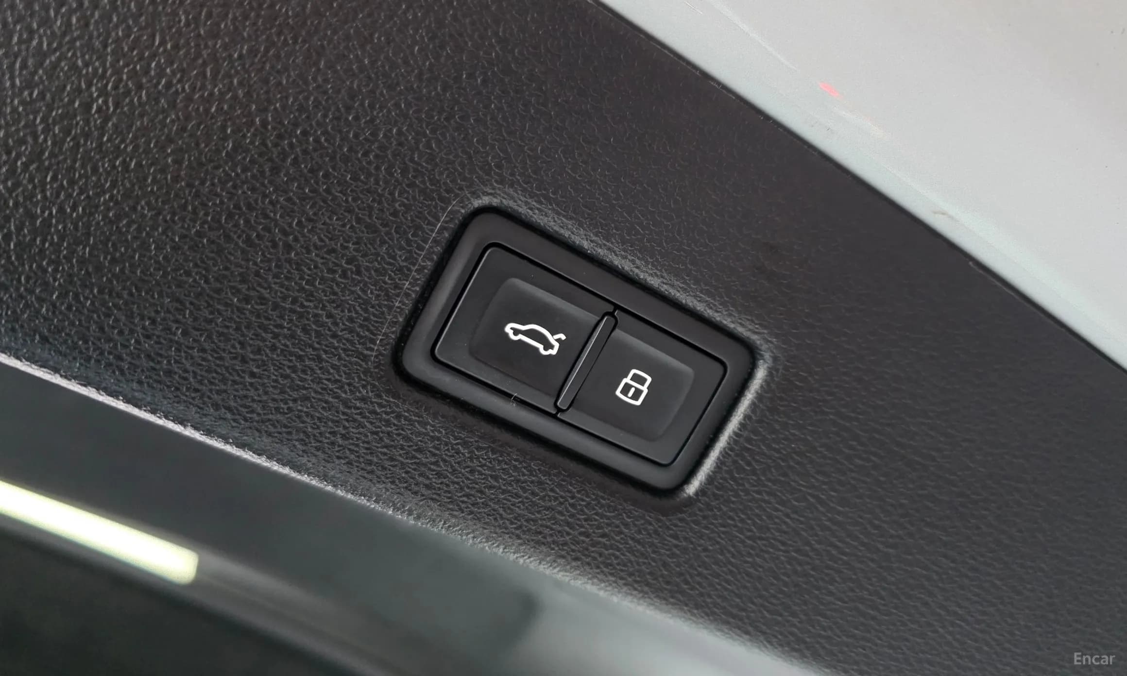 A7 (4K)