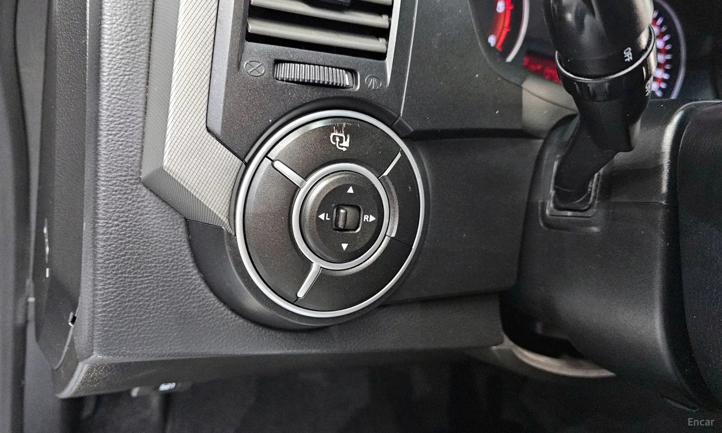 Korando Sports