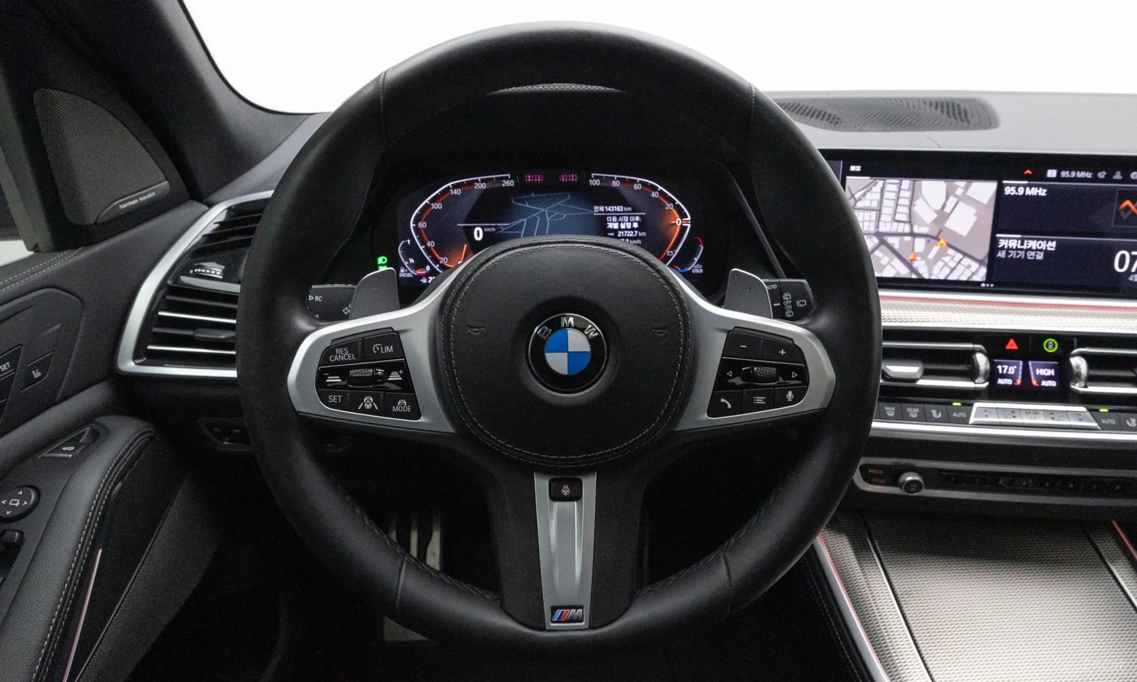 X5 (G05)