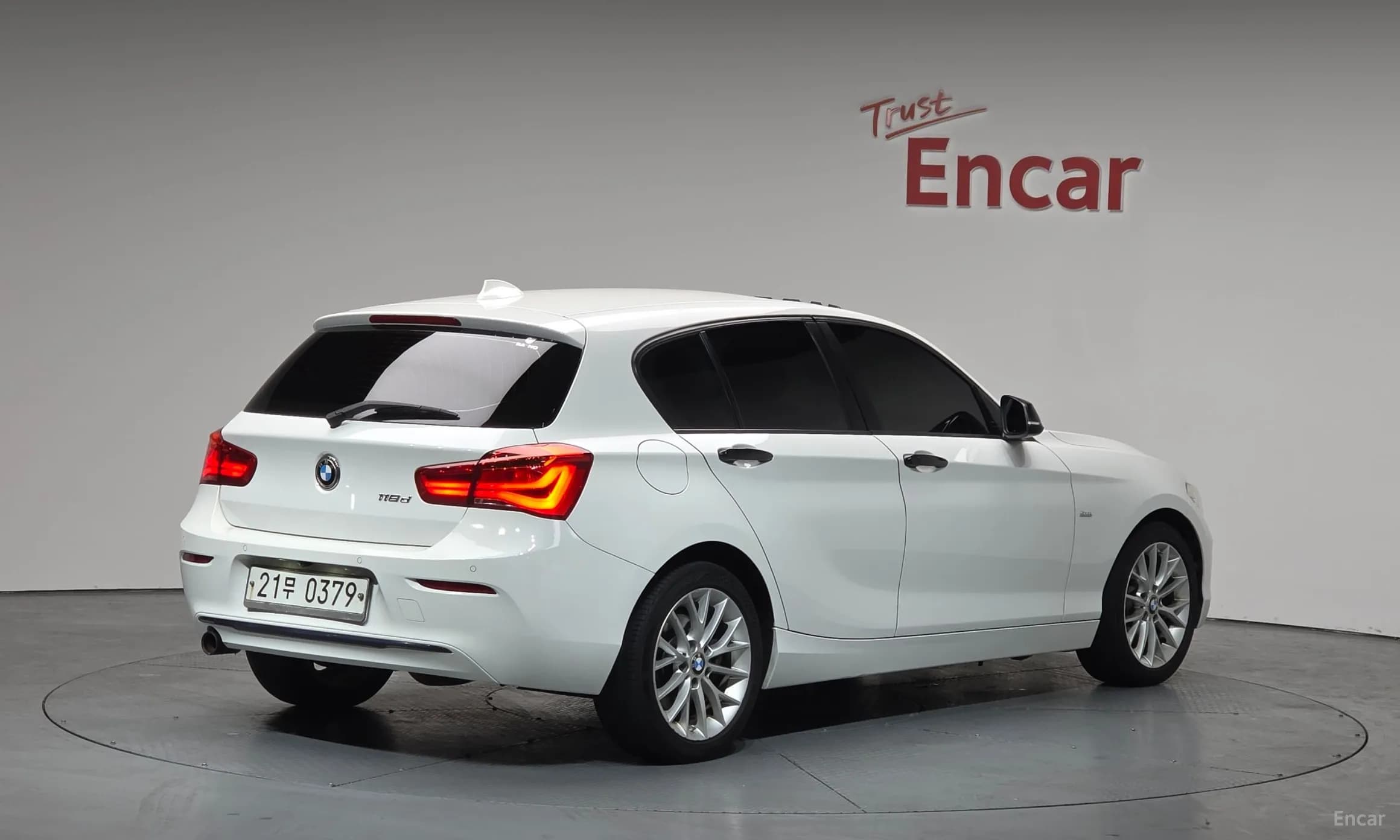 1 Series (F20)