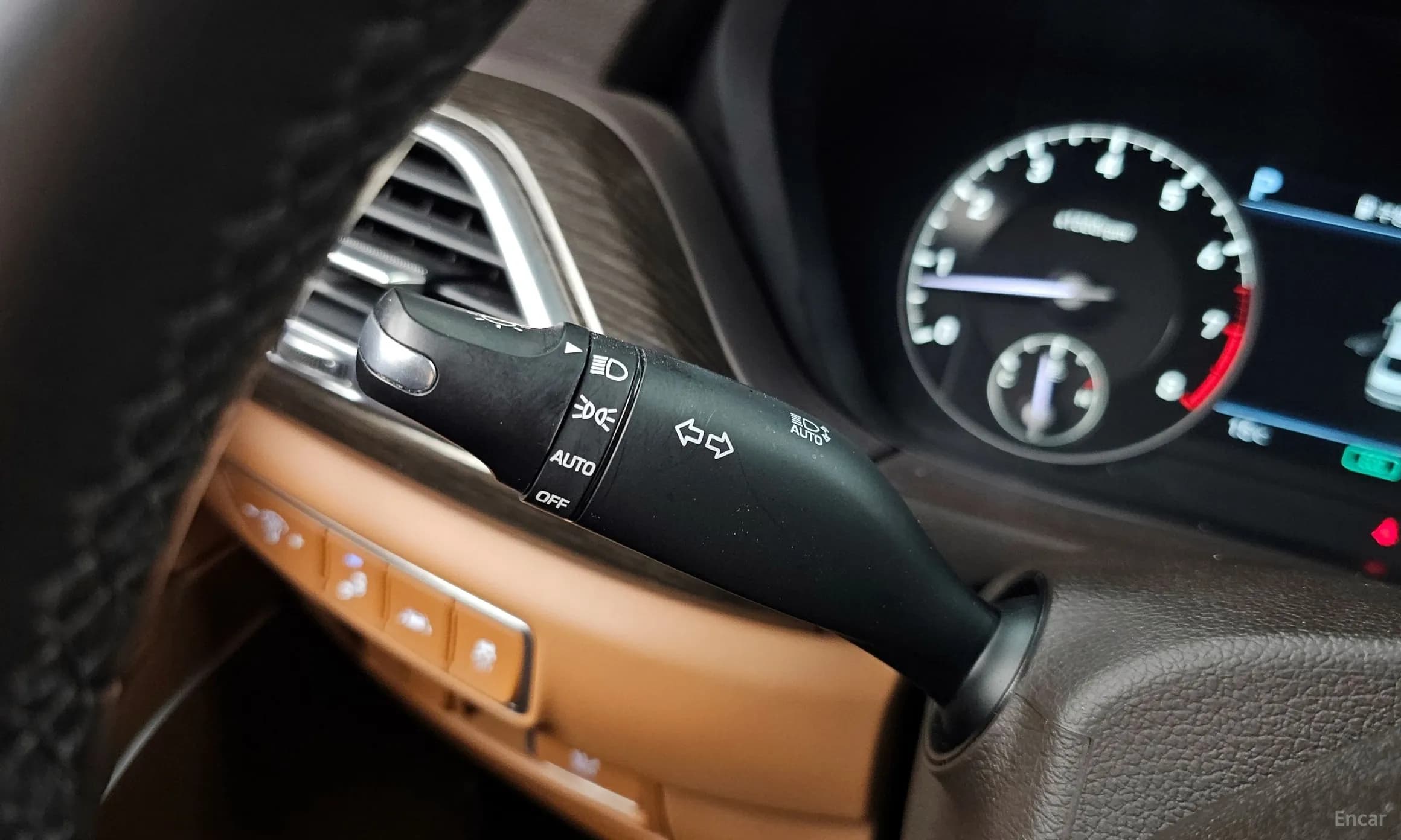 G90