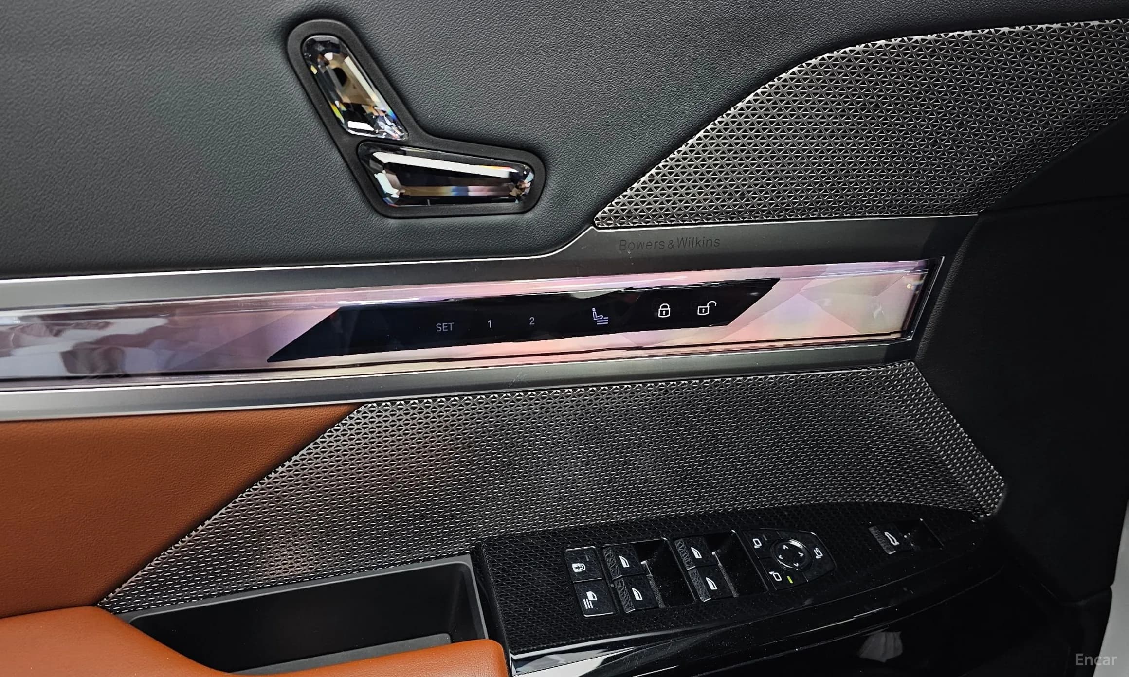 7 Series (G70)